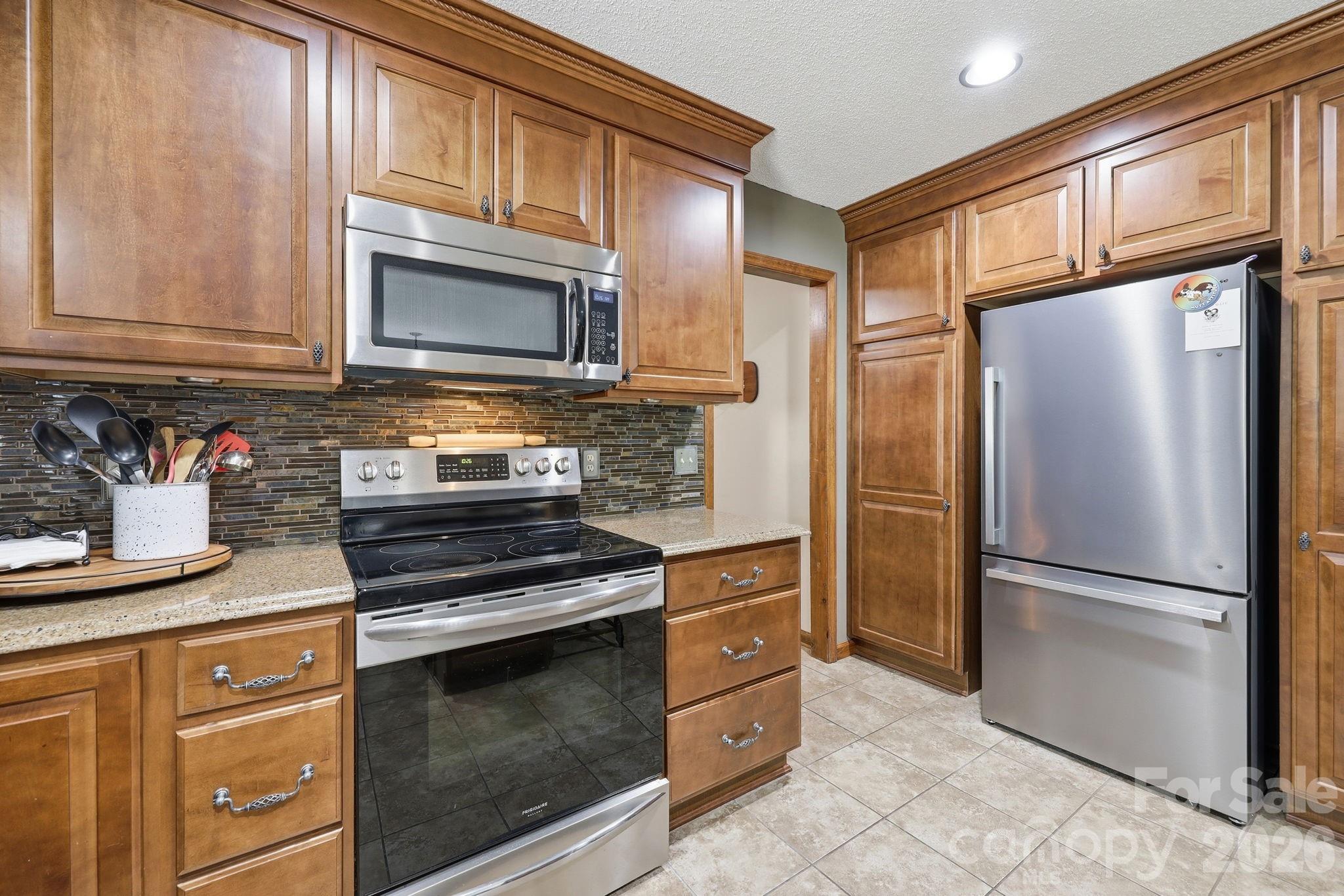 798 Worley Road Property Photo 11