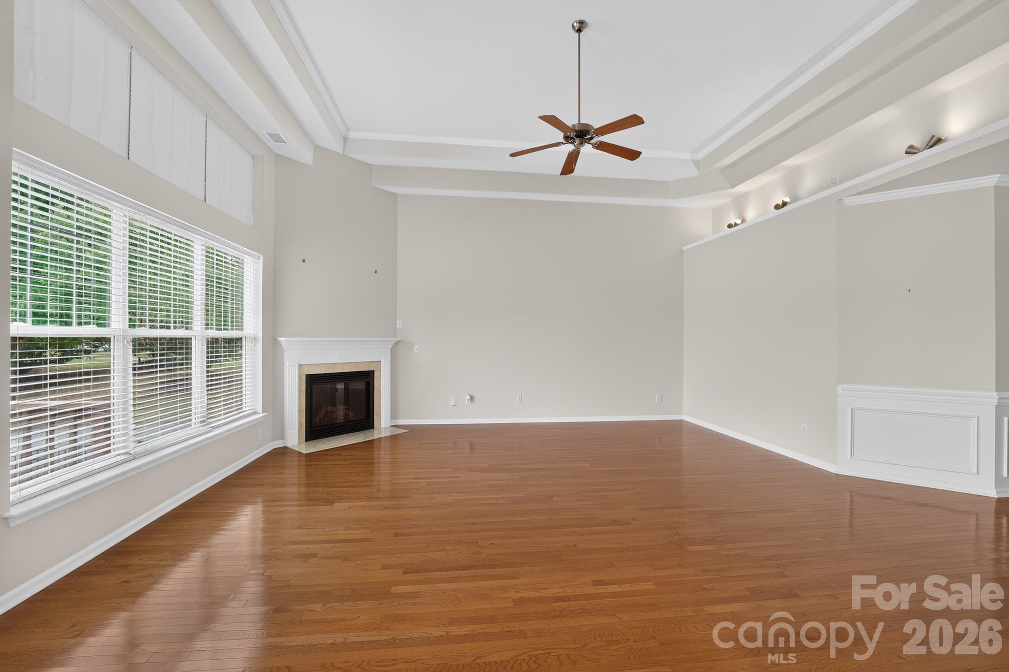 5918 Phyliss Lane Property Photo 8