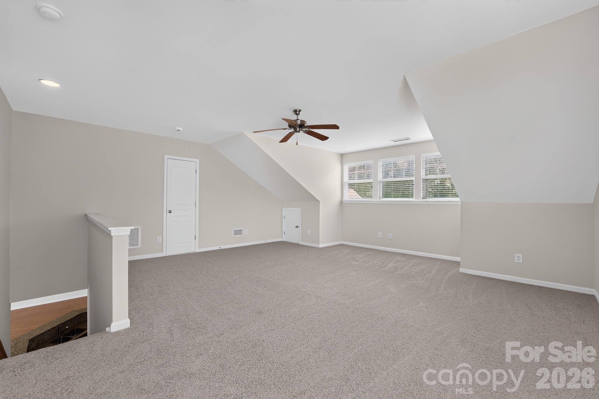 5918 Phyliss Lane Property Photo 11