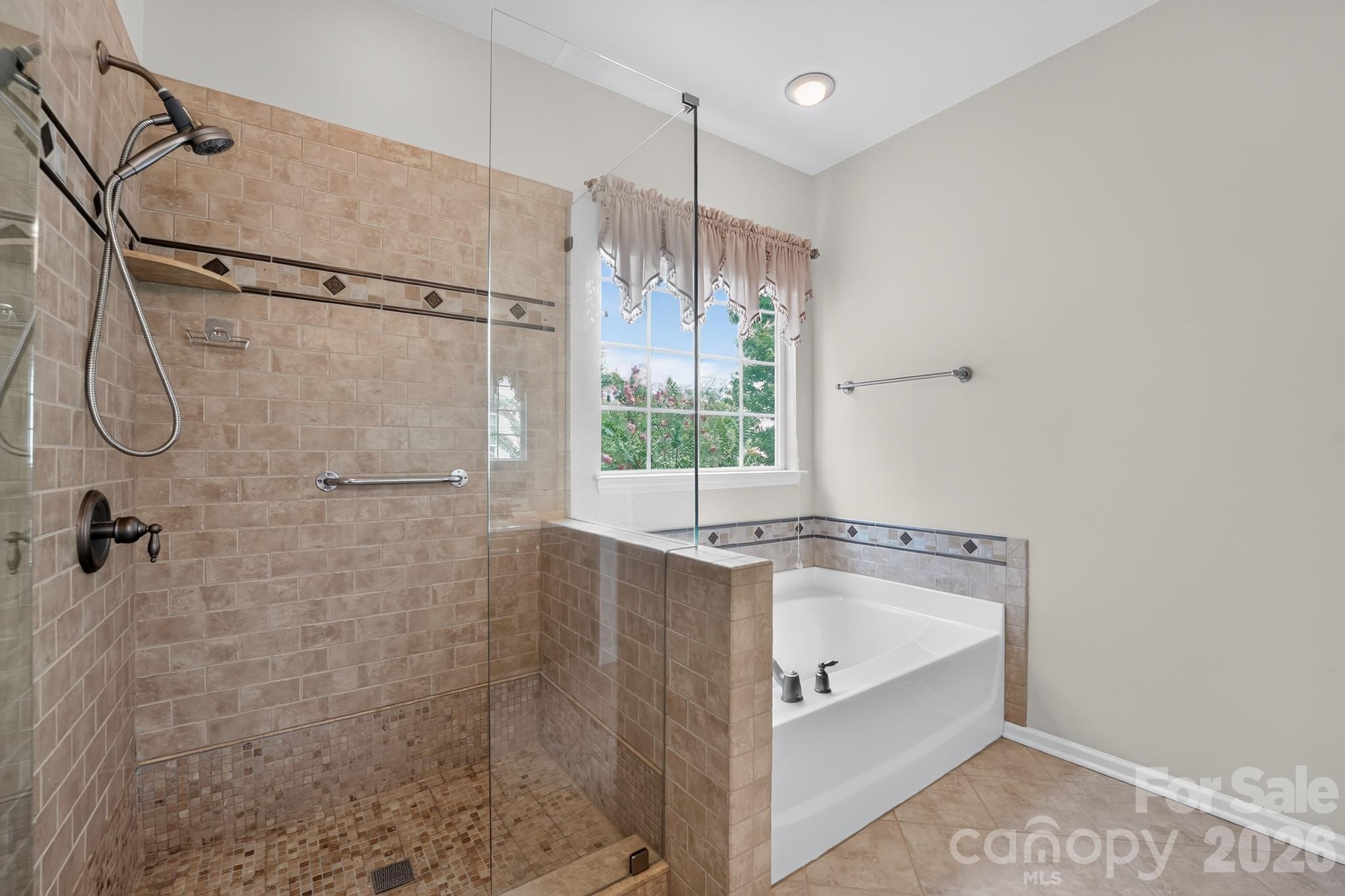 5918 Phyliss Lane Property Photo 15