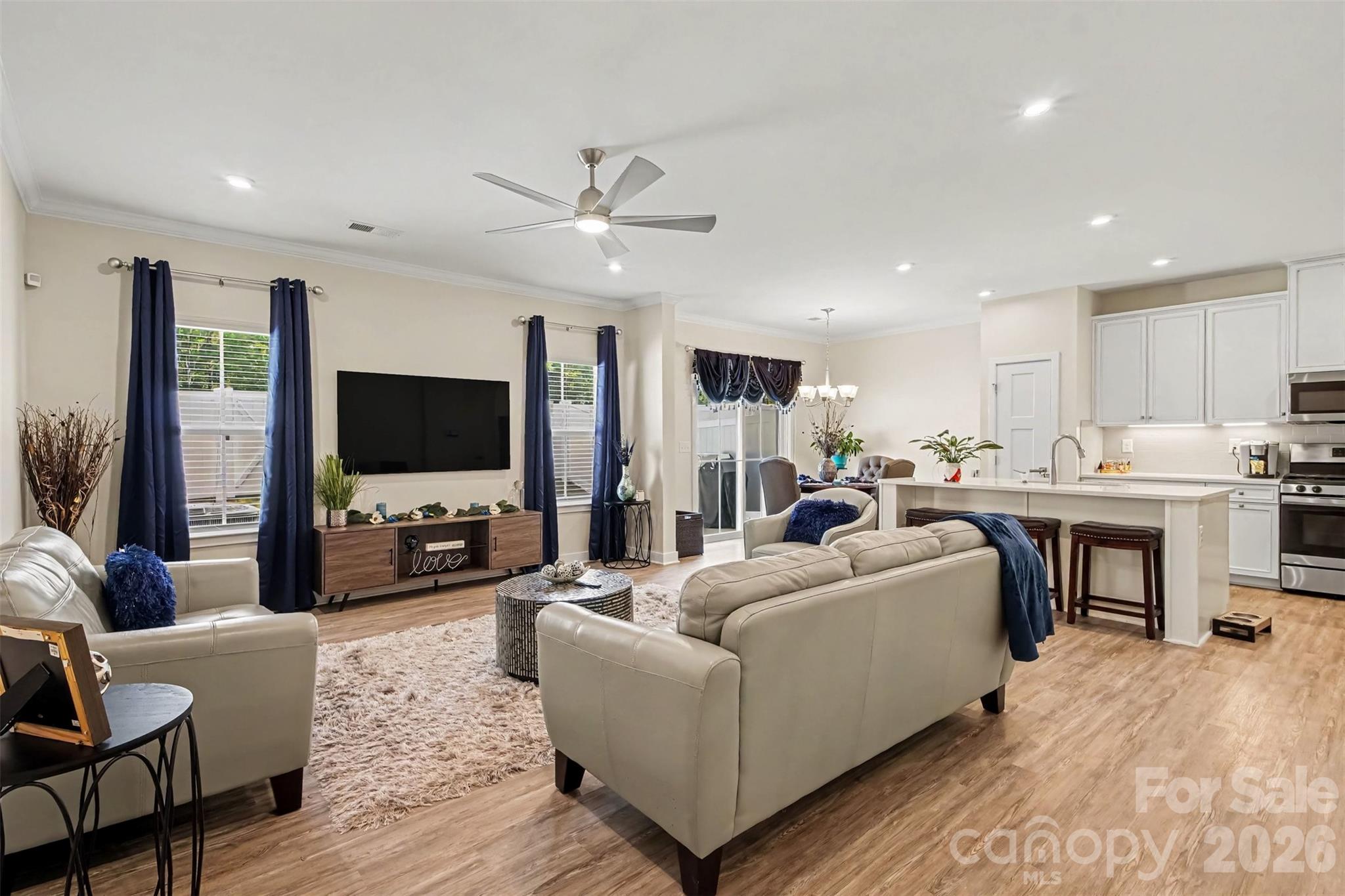 10434 Dalton Woods Court Property Photo 4