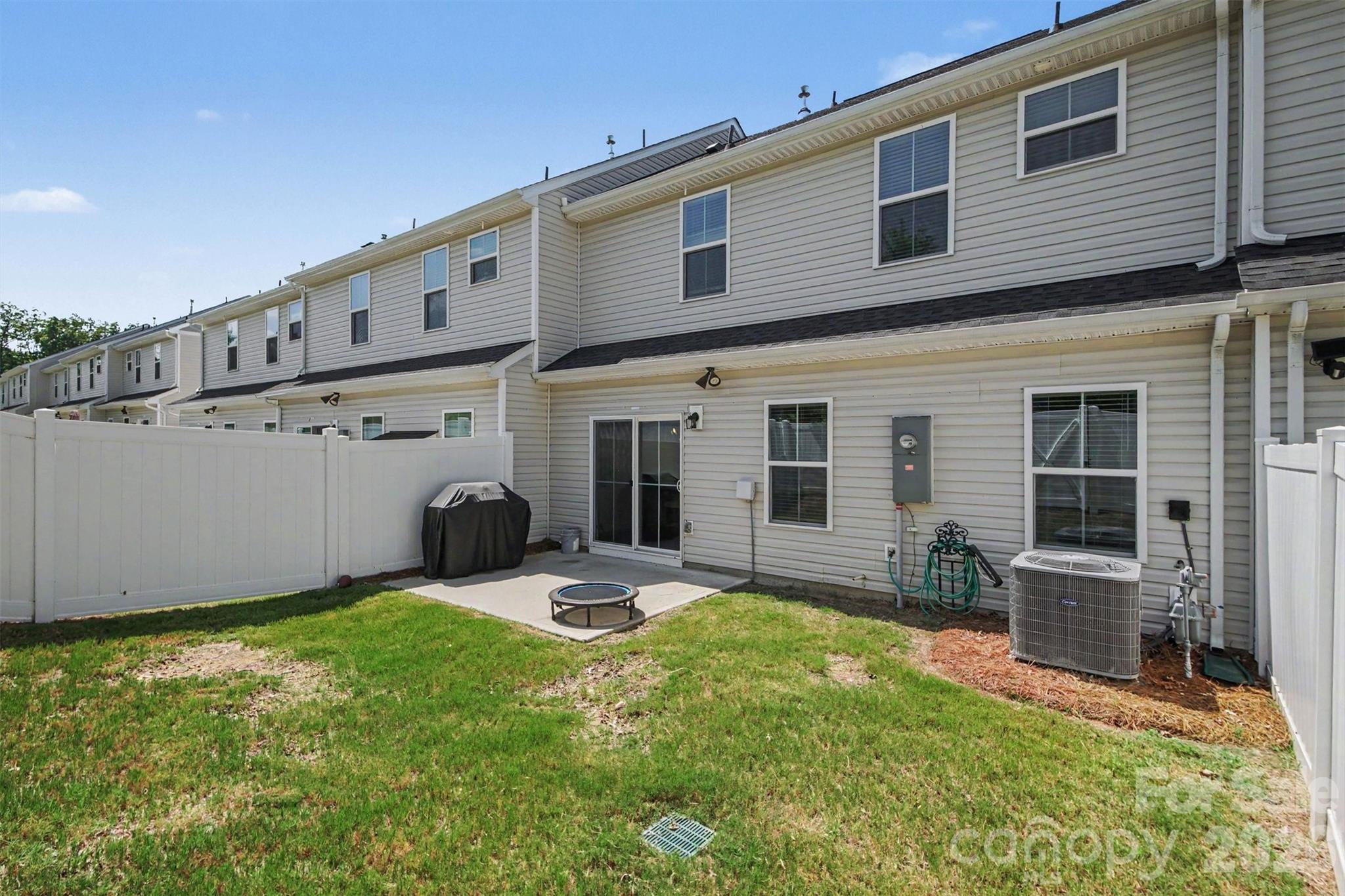 10434 Dalton Woods Court Property Photo 25