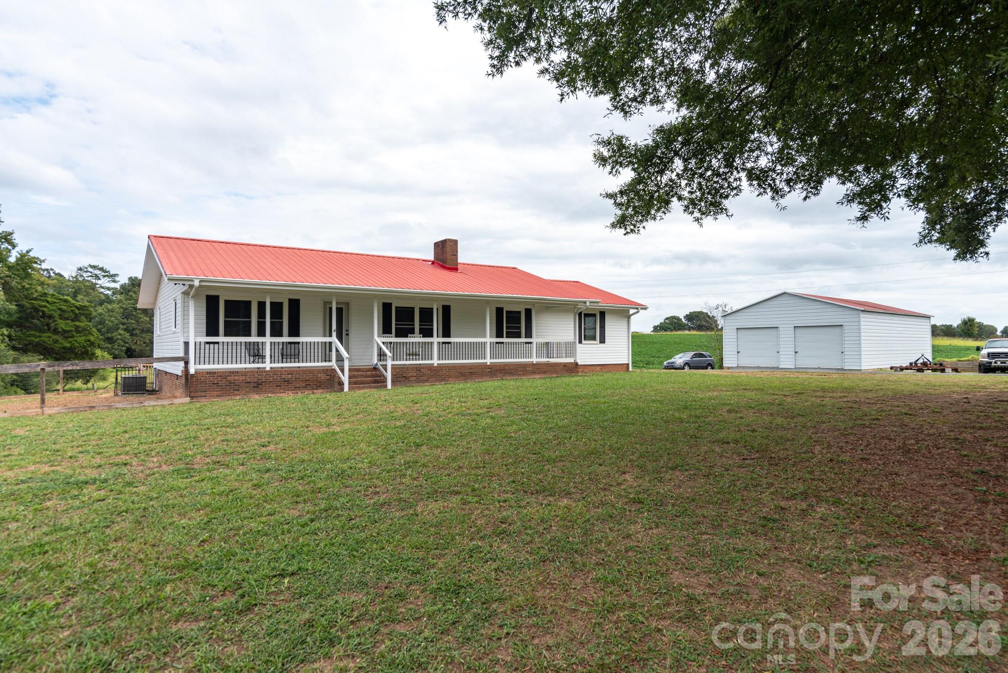 4505 E Highway 218 Highway Property Photo 2