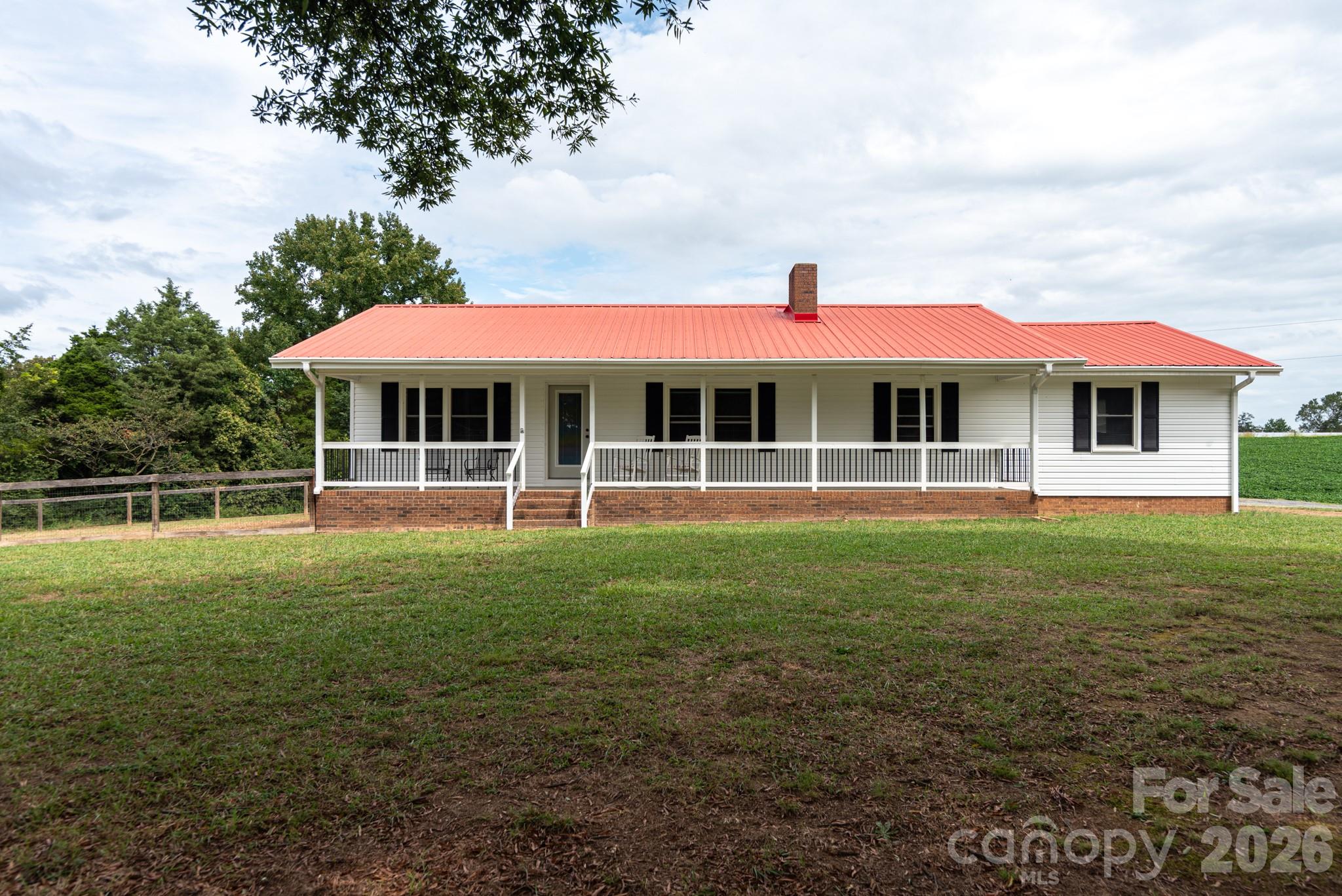 4505 E Highway 218 Highway Property Photo 5