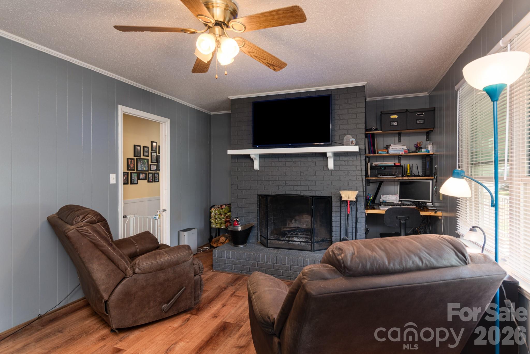 4505 E Highway 218 Highway Property Photo 8