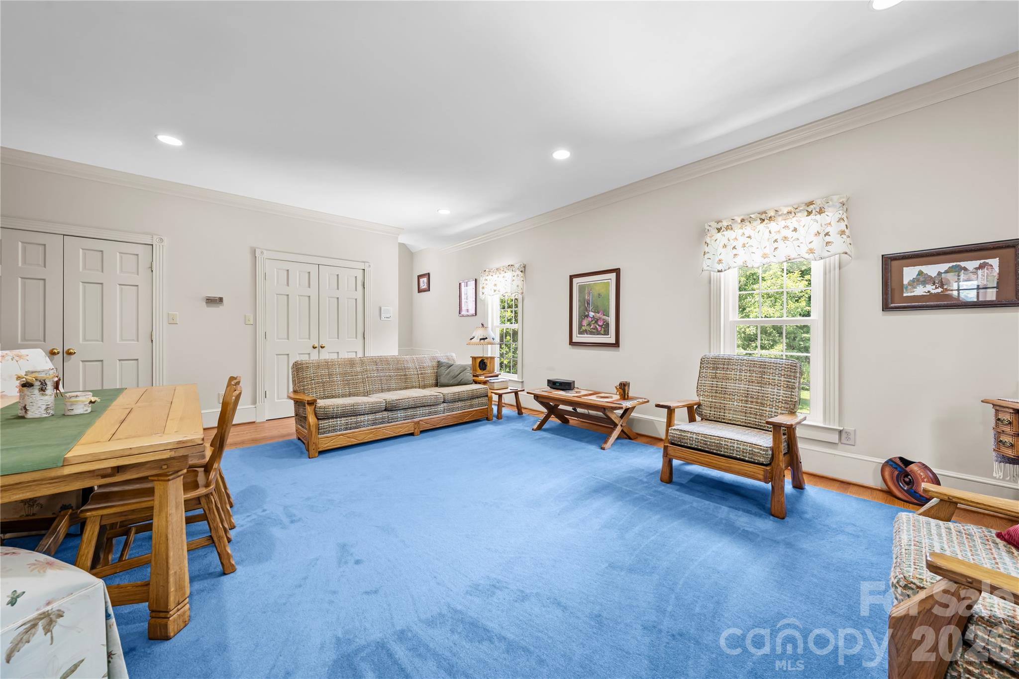 881 Handy Road Property Photo 12