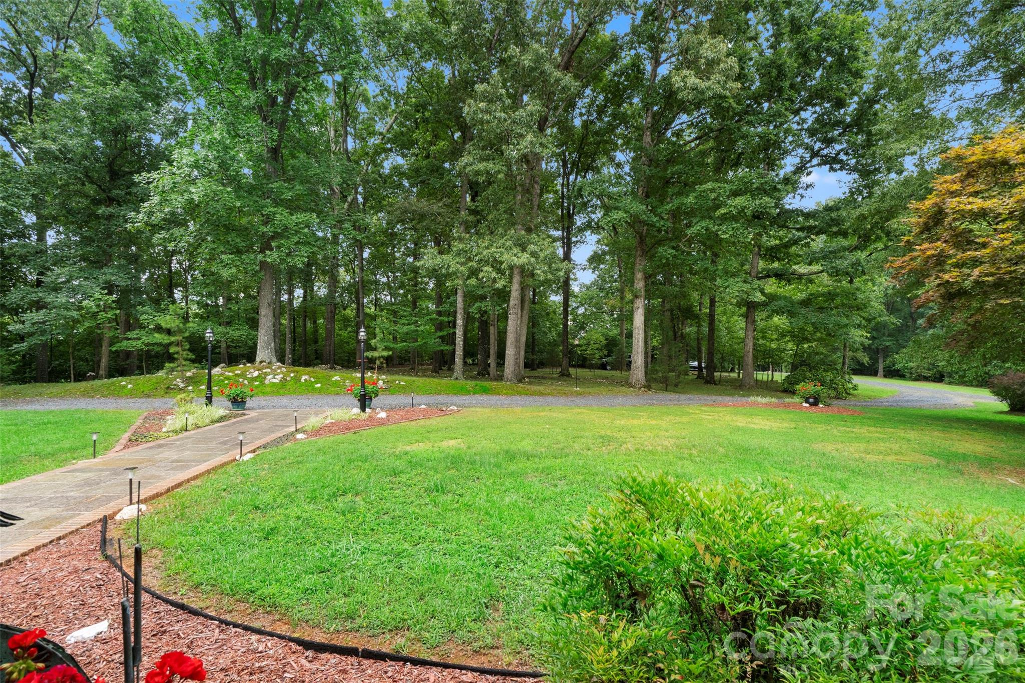 881 Handy Road Property Photo 36