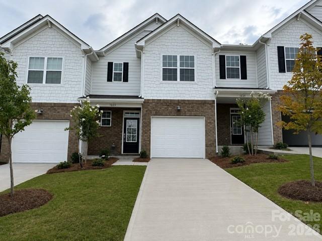 1223 Nighthawk Way 216 Property Photo 1