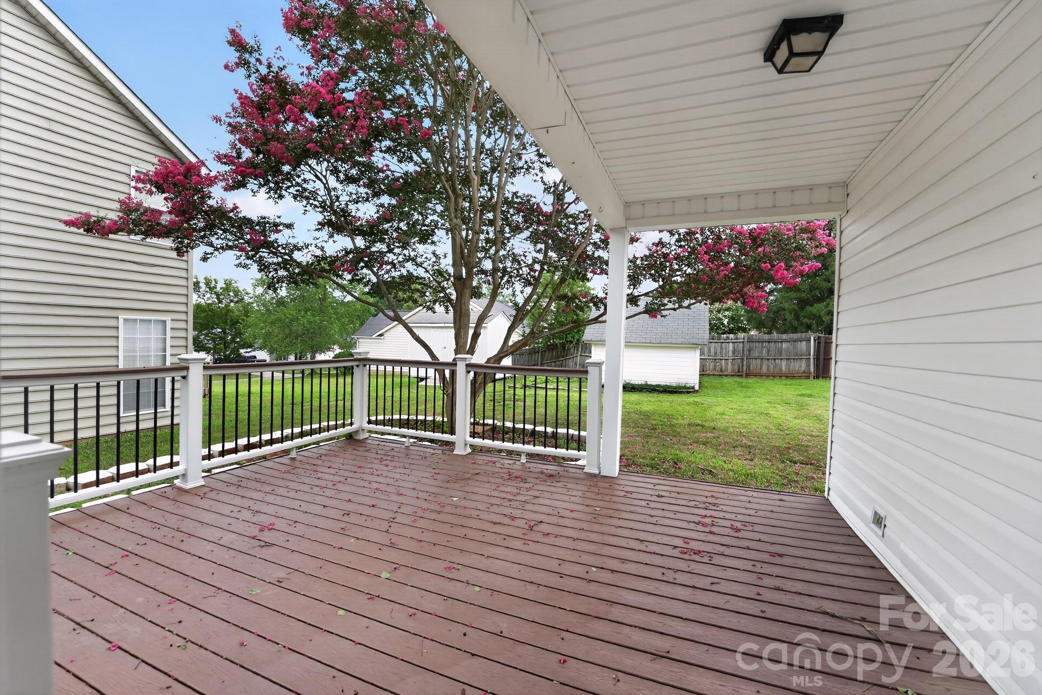 556 Viking Drive Property Photo 13