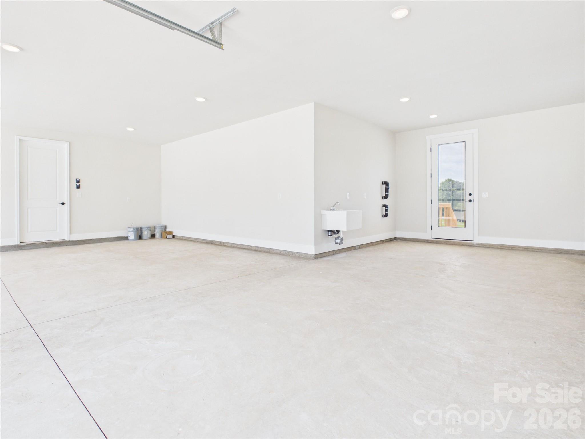 1065 Rolling Meadows Drive 08 Property Photo 24