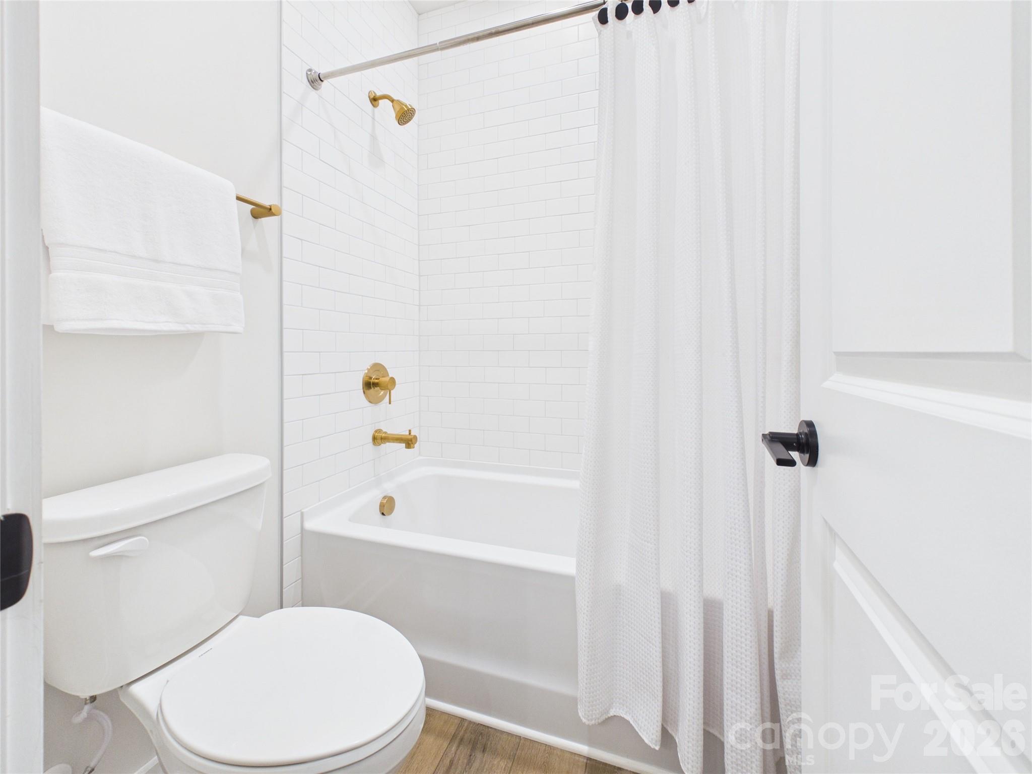 1065 Rolling Meadows Drive 08 Property Photo 42