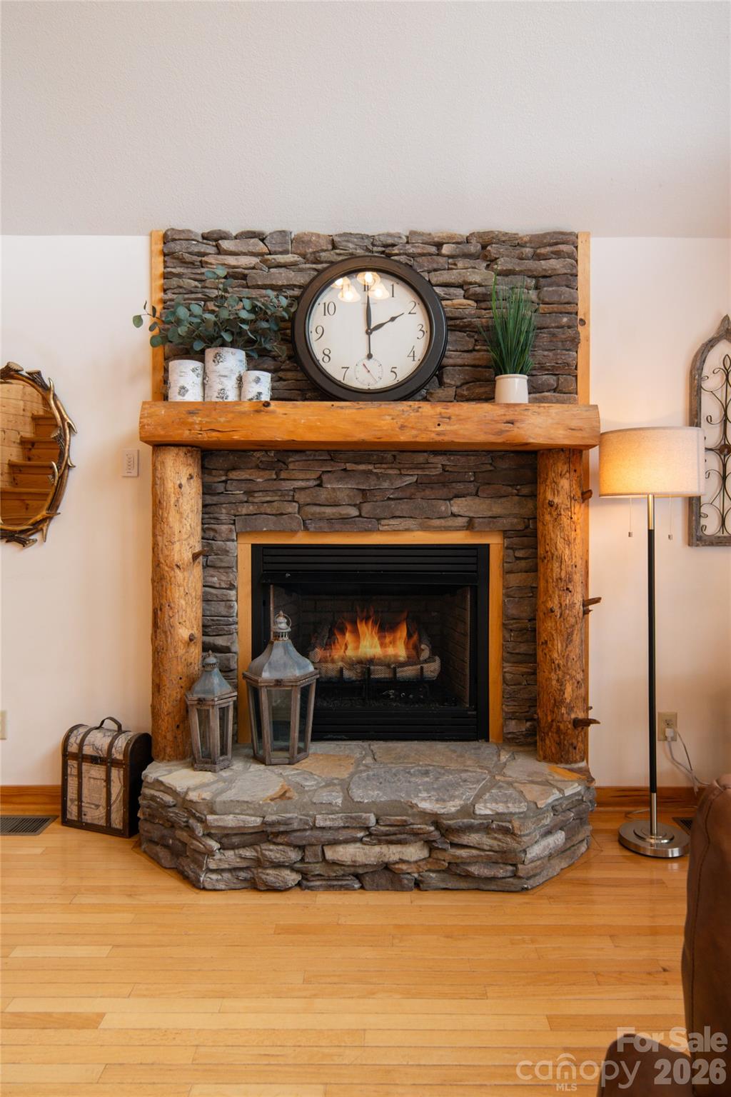 6006 Waterfalls Road Property Photo 13