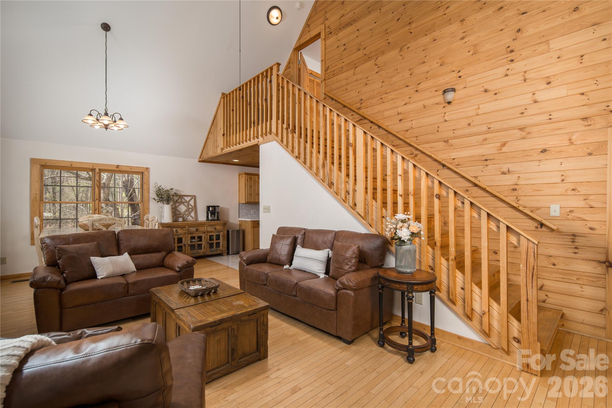 6006 Waterfalls Road Property Photo 14