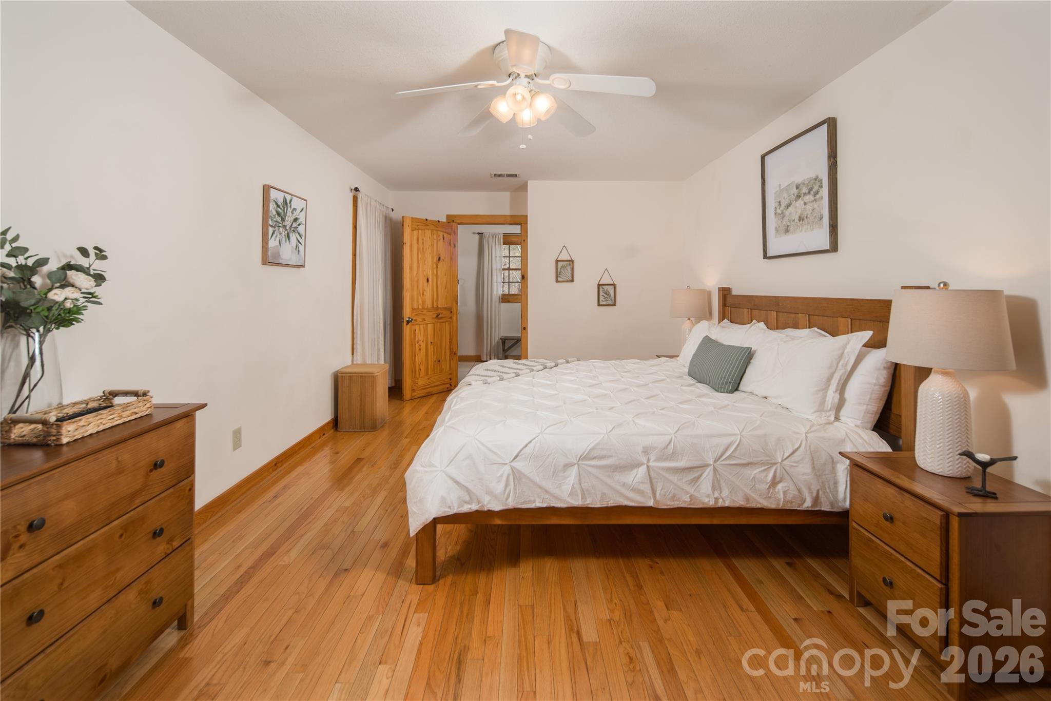 6006 Waterfalls Road Property Photo 18