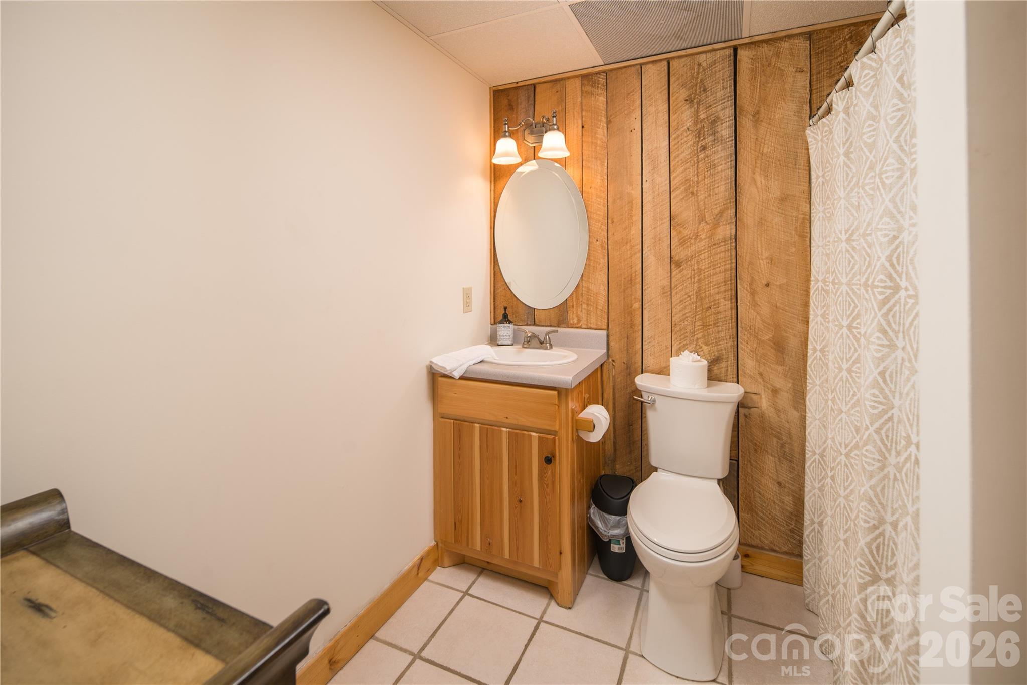 6006 Waterfalls Road Property Photo 24