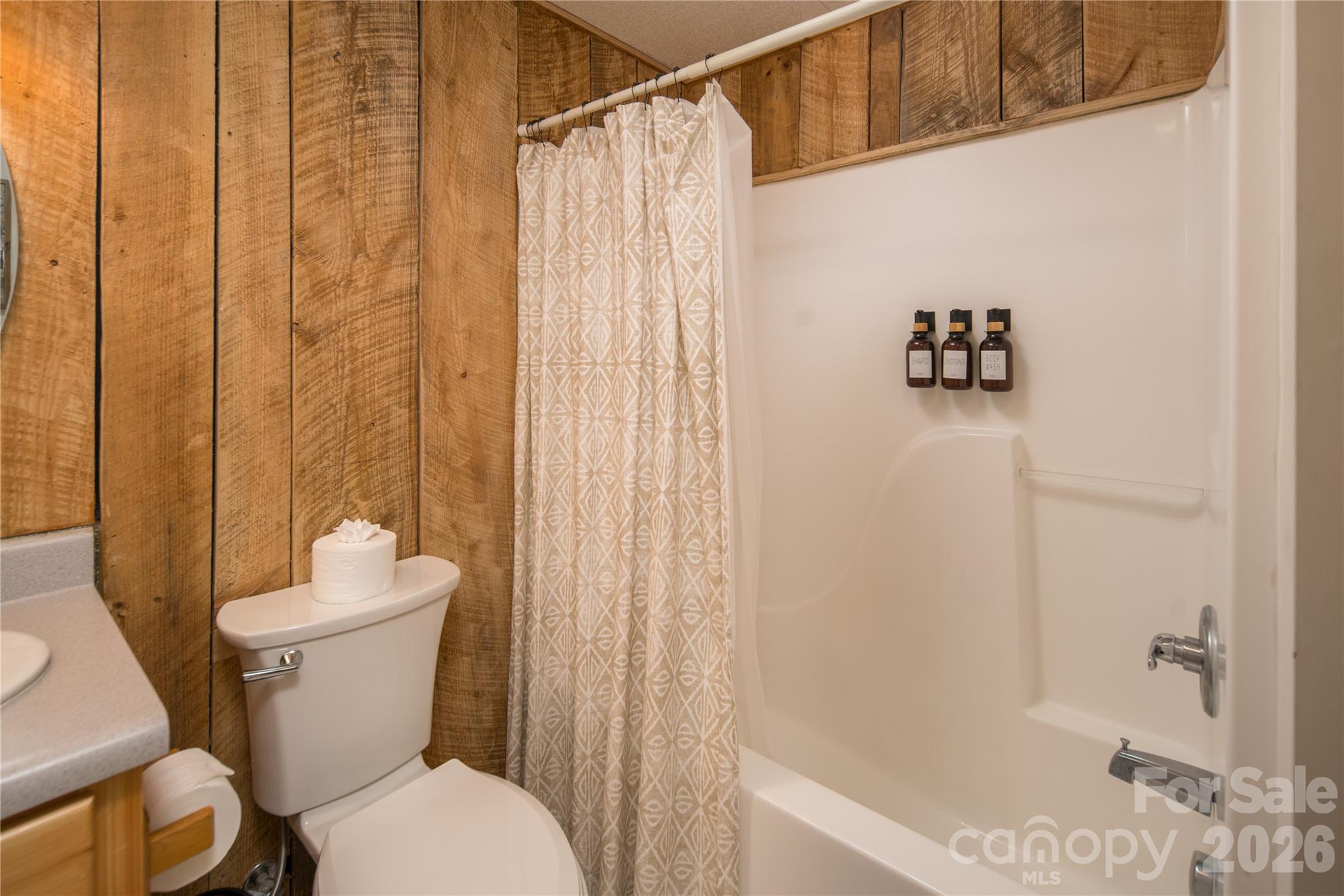 6006 Waterfalls Road Property Photo 25