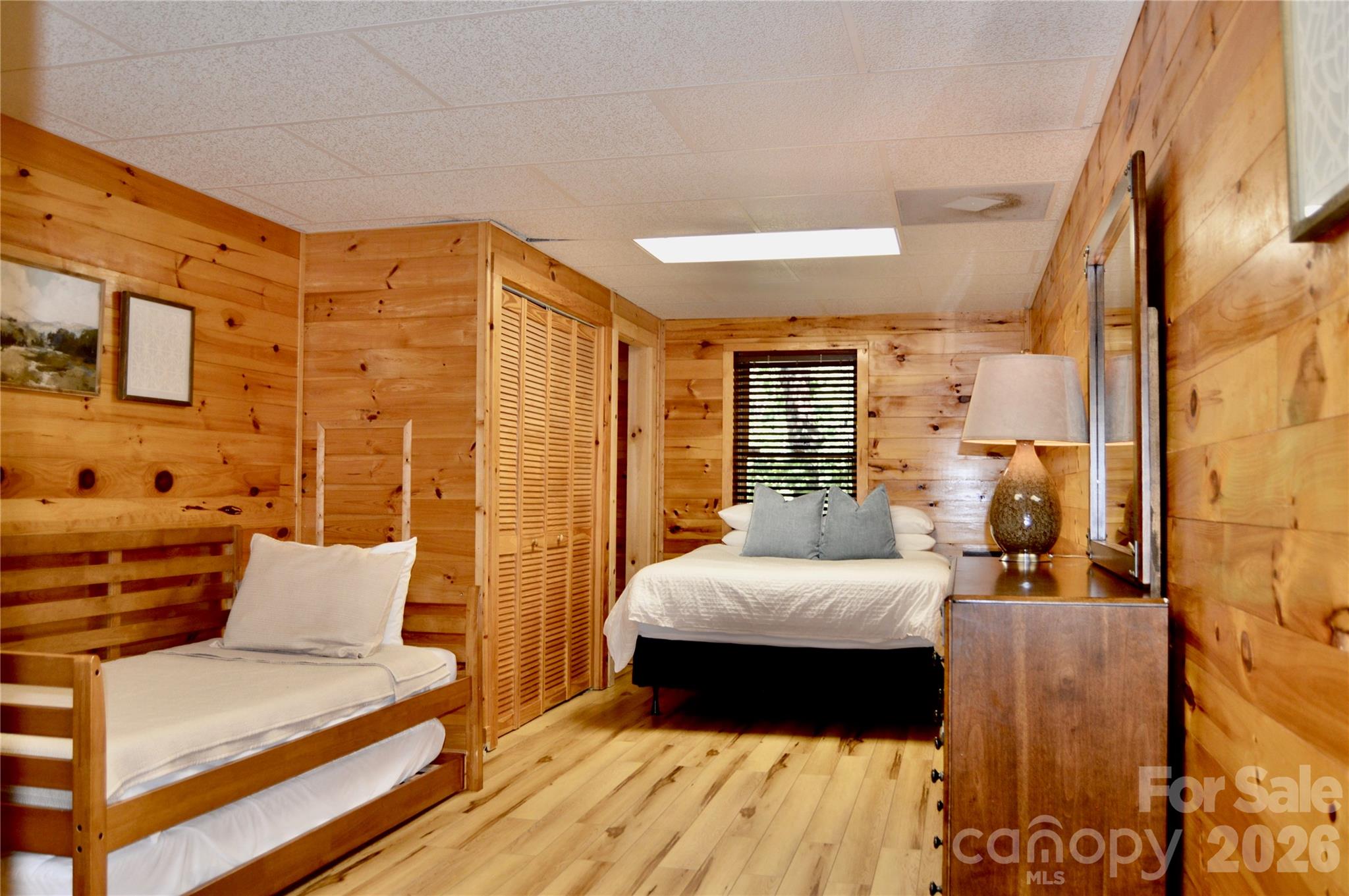 6006 Waterfalls Road Property Photo 27