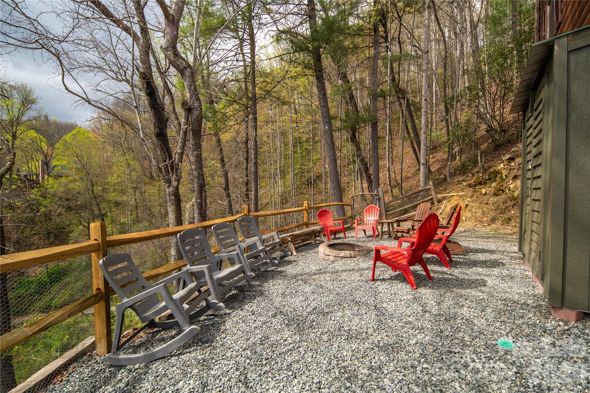 6006 Waterfalls Road Property Photo 38