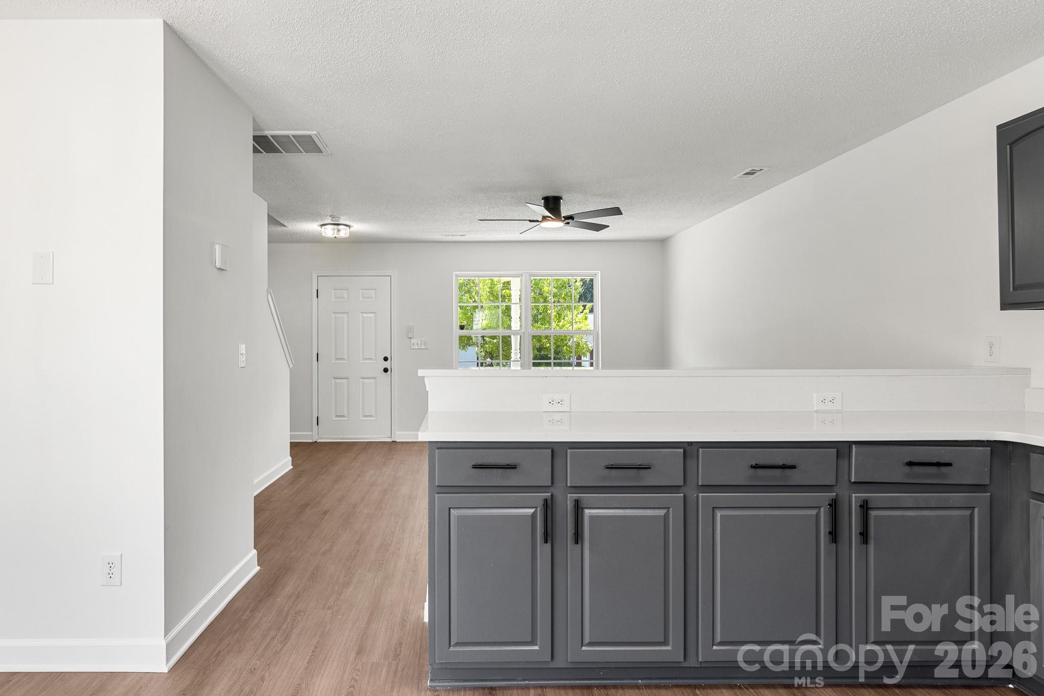 2141 Mallard Pointe Drive Property Photo 12