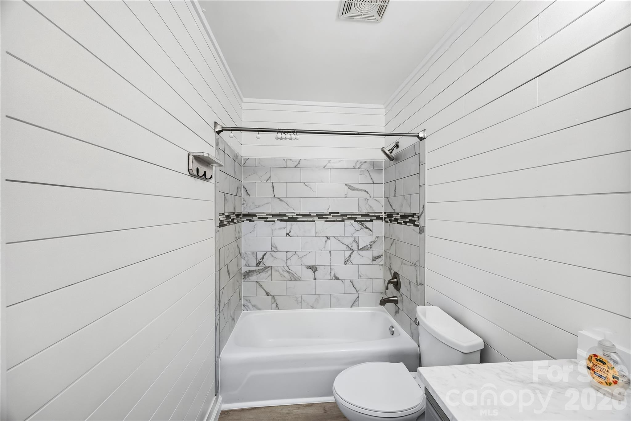 2087 Marquesas Avenue Property Photo 5
