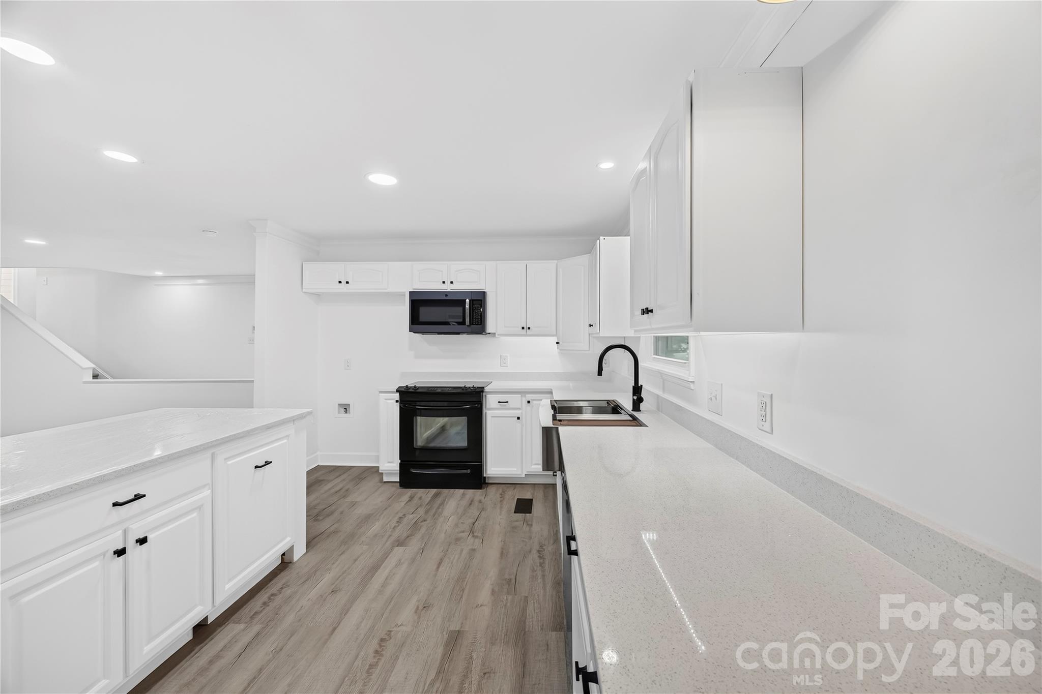 2087 Marquesas Avenue Property Photo 6