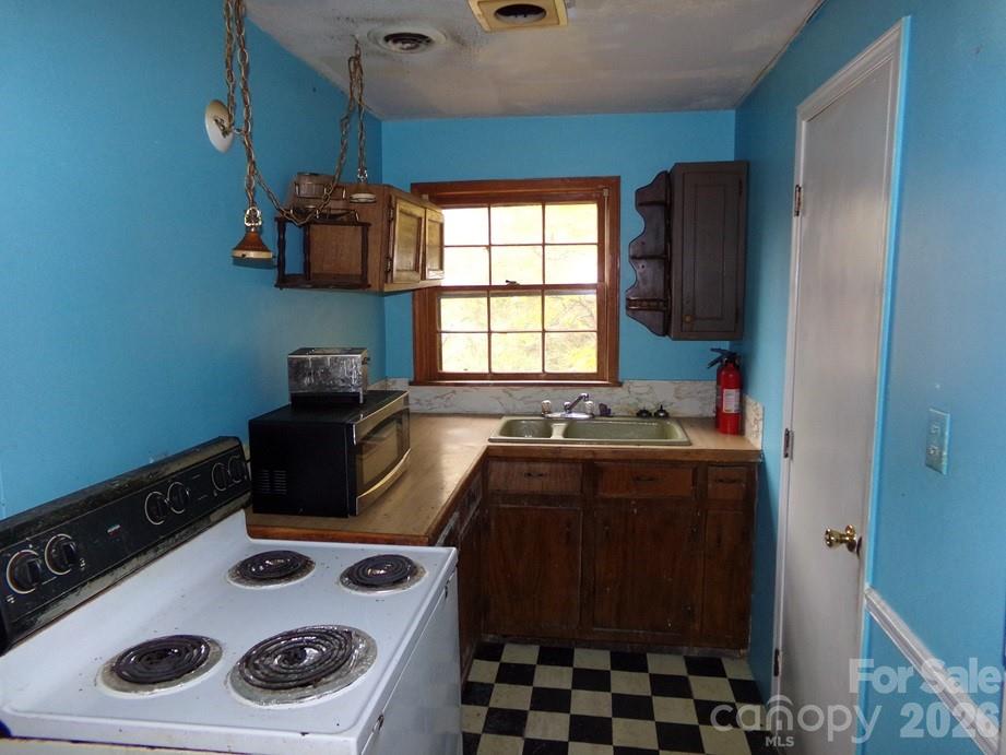 627 Bolick Road Property Photo 15