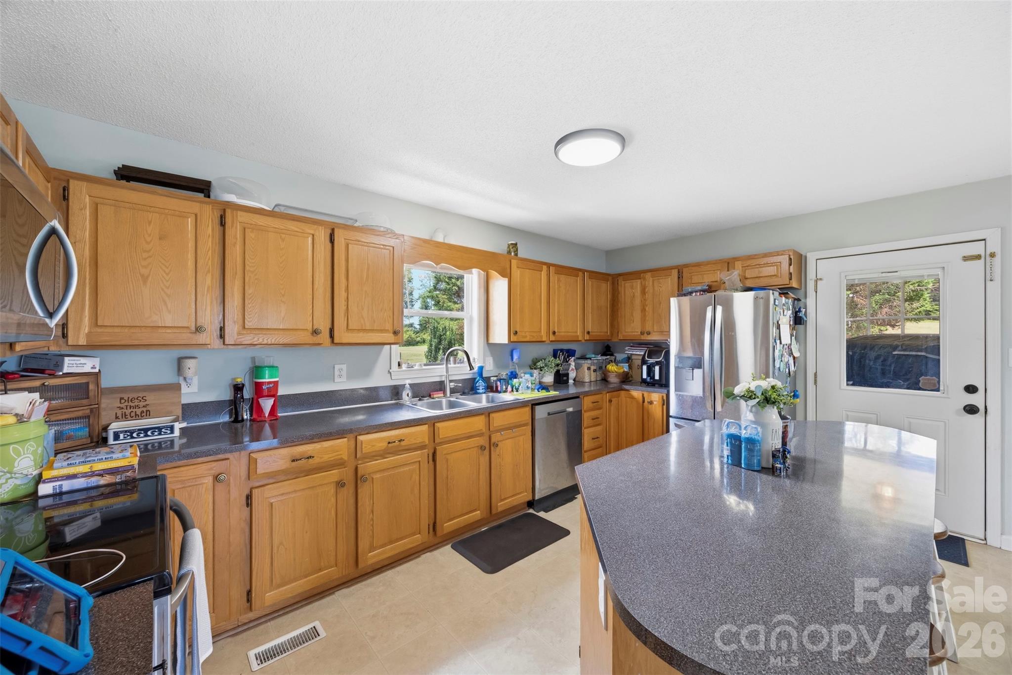 5115 Tonys Way Property Photo 6