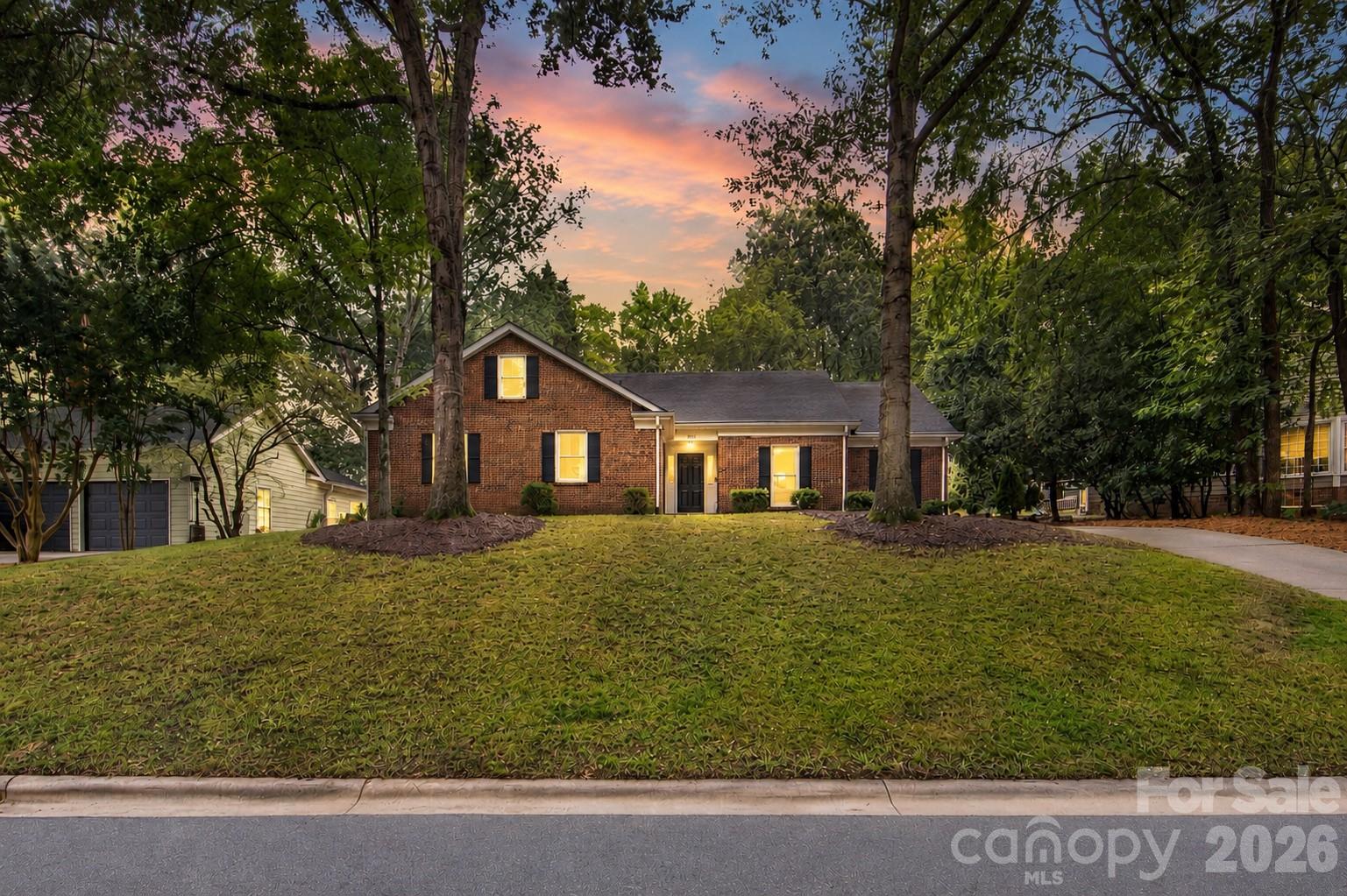 3027 Deep Meadow Lane Property Photo 1