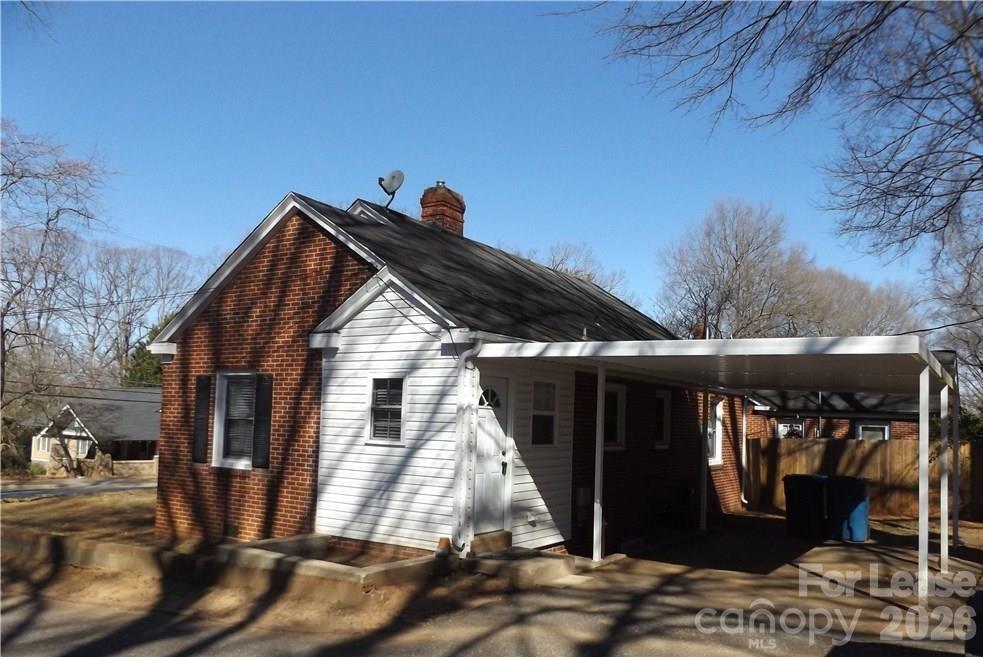 1024 8th Street Property Photo 2