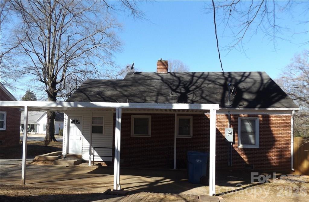 1024 8th Street Property Photo 3