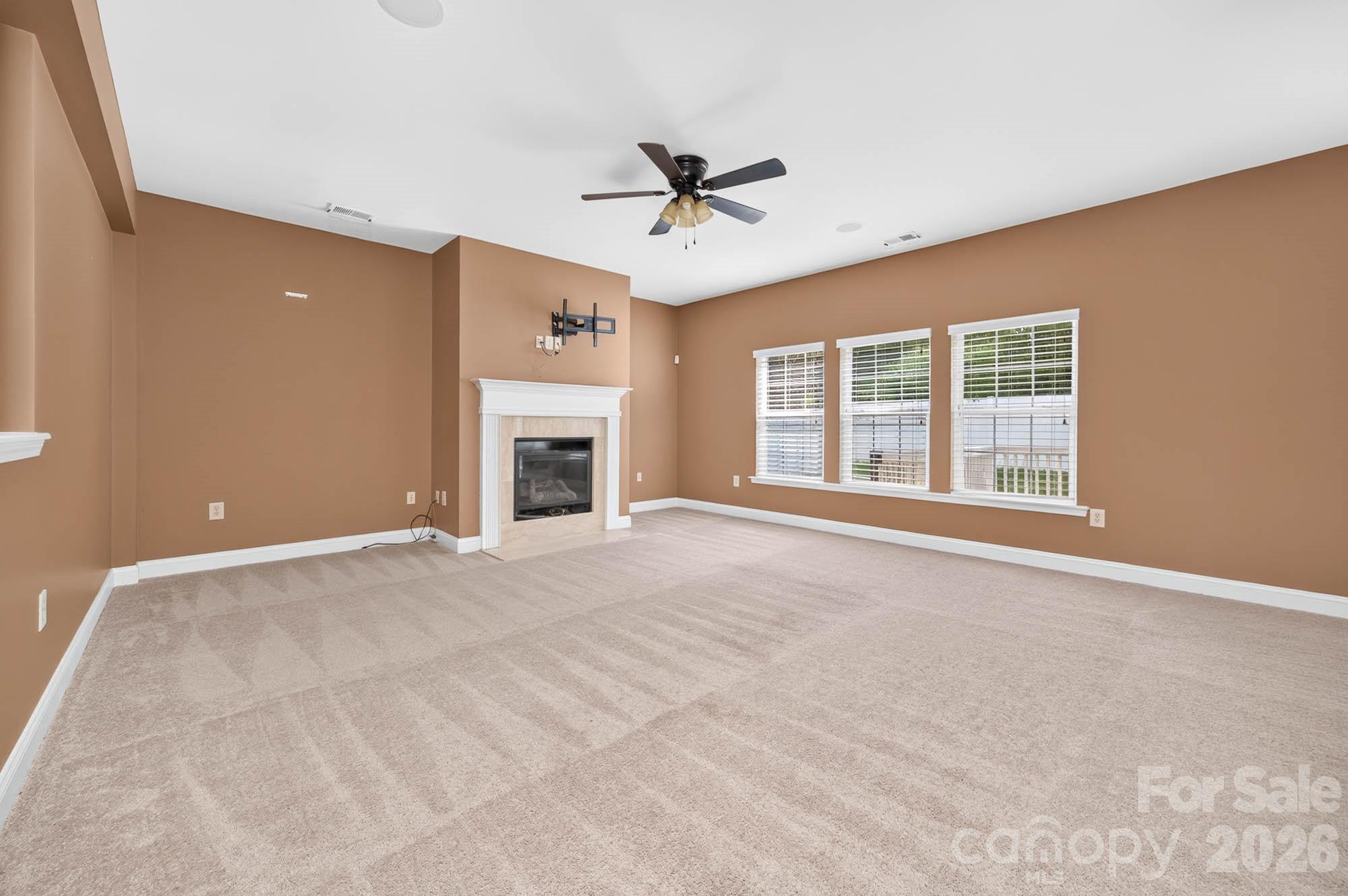 4708 Kiddle Lane Property Photo 14