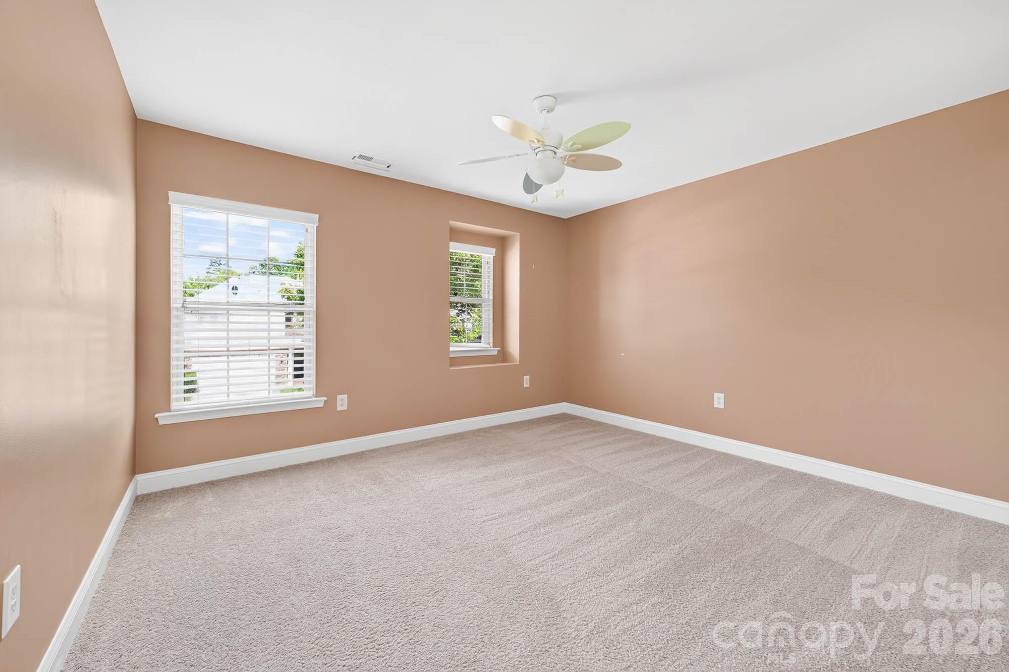 4708 Kiddle Lane Property Photo 26