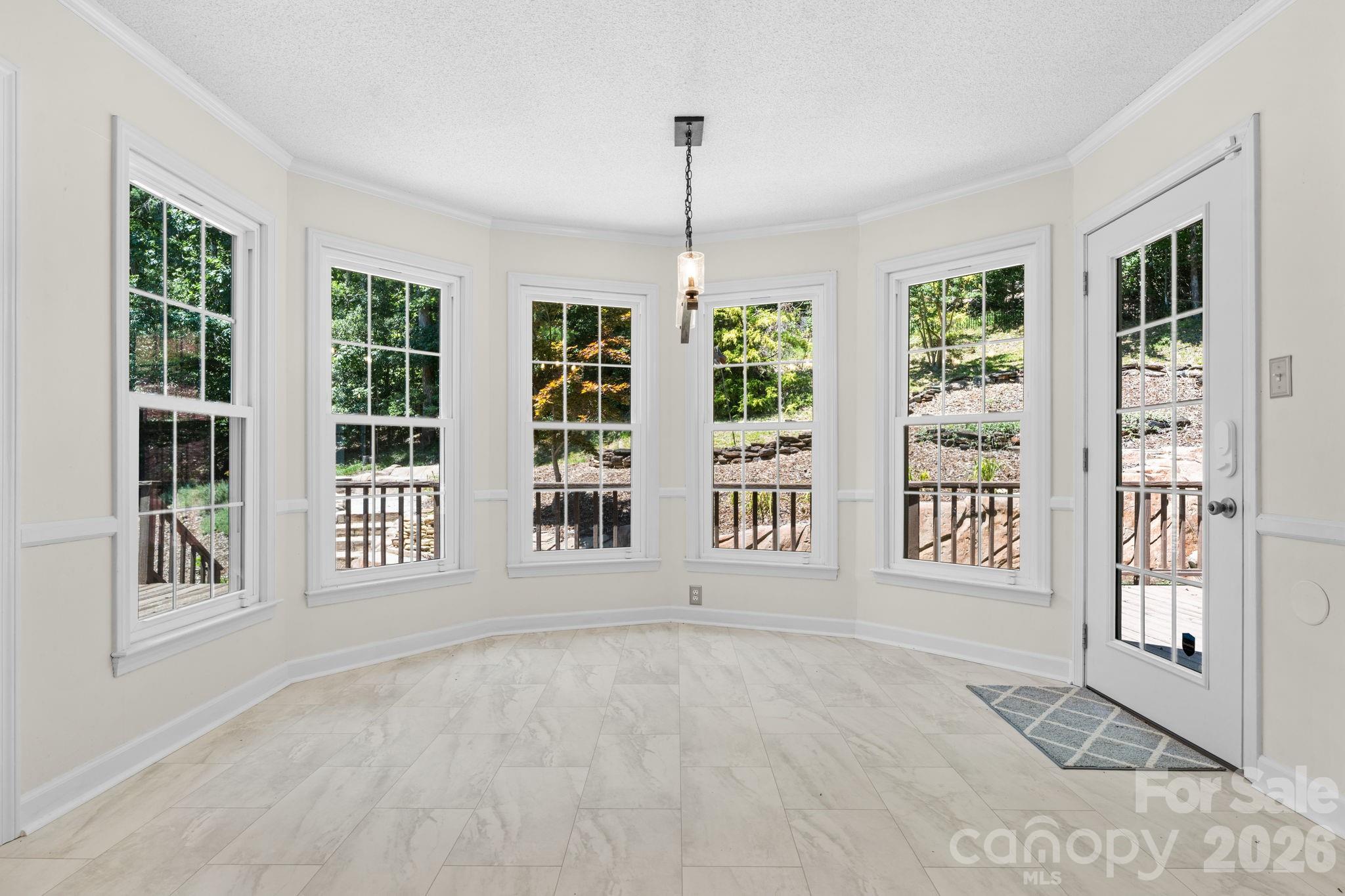 3132 Stoney Brook Drive Property Photo 8
