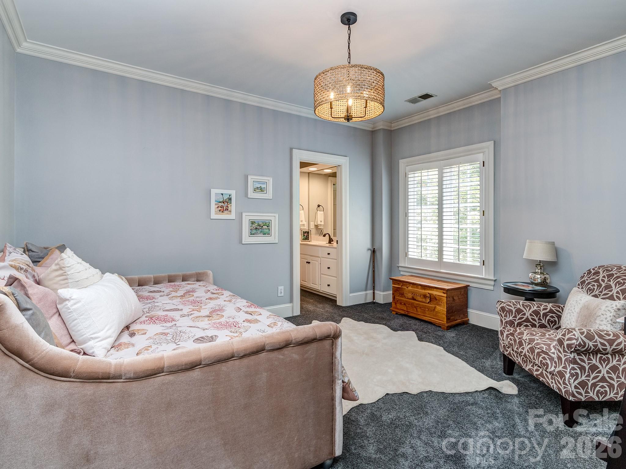 5904 Cabell View Court Property Photo 13