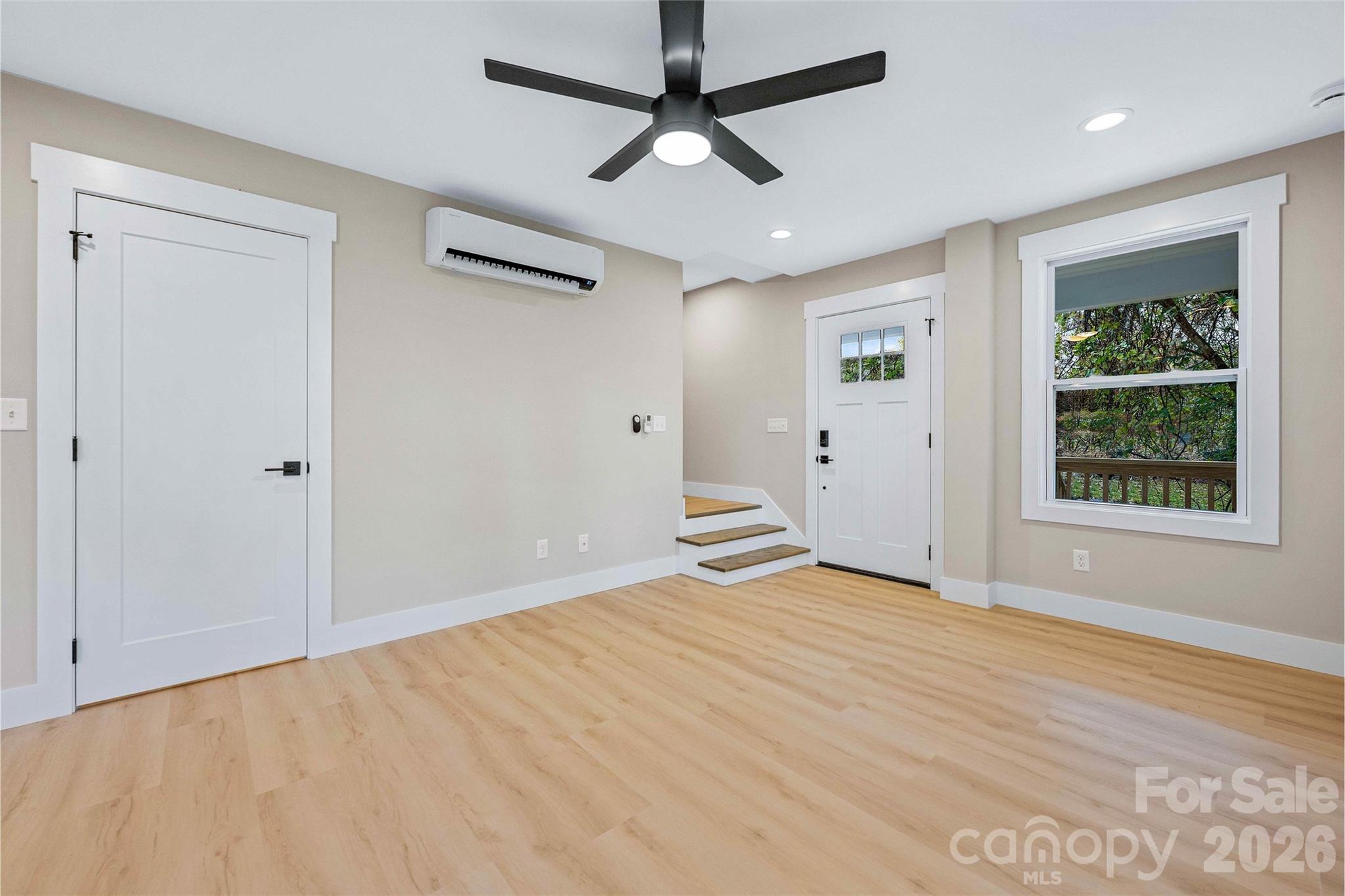 13 Baldwin Street Property Photo 2