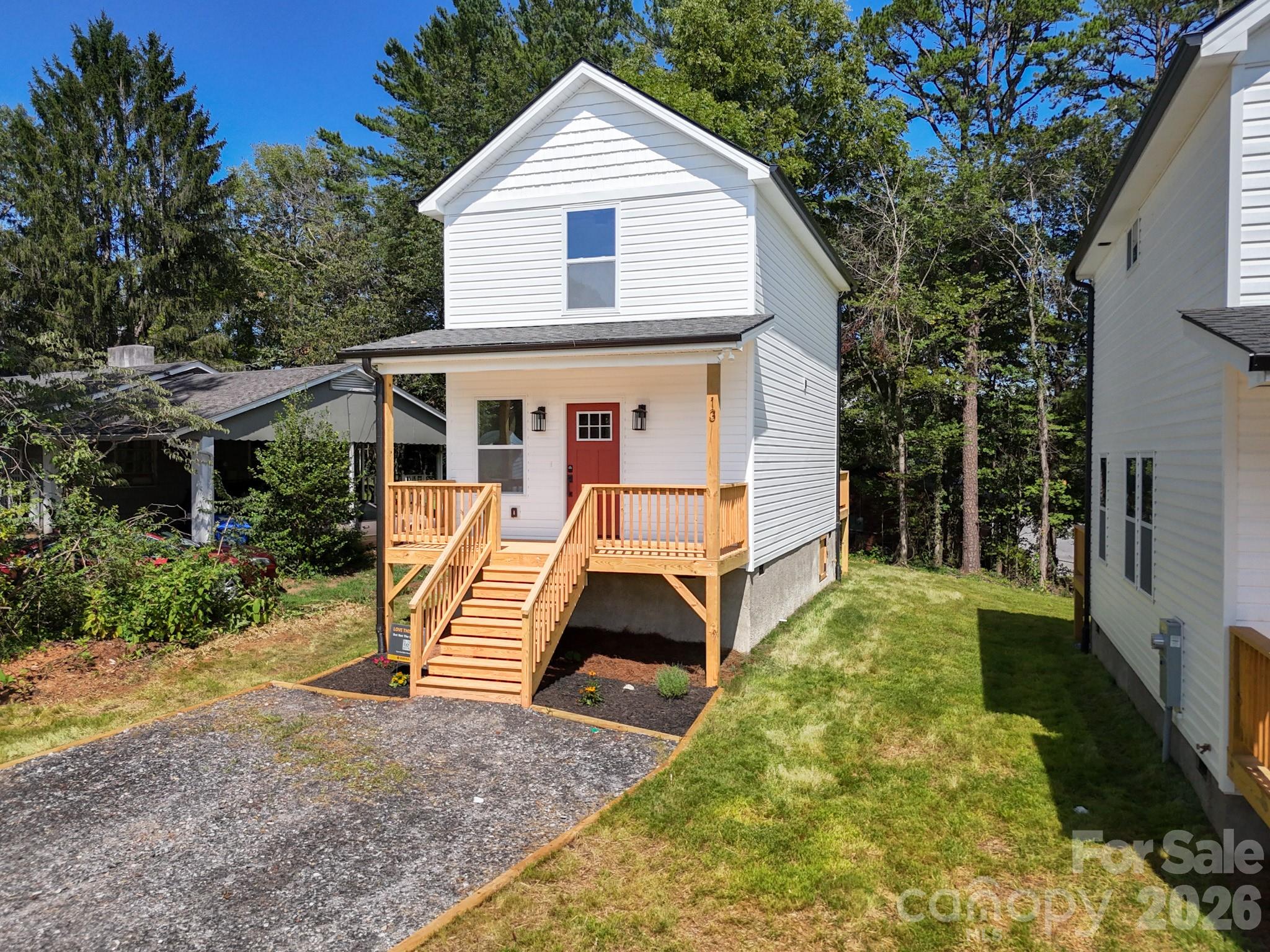 13 Baldwin Street Property Photo 3