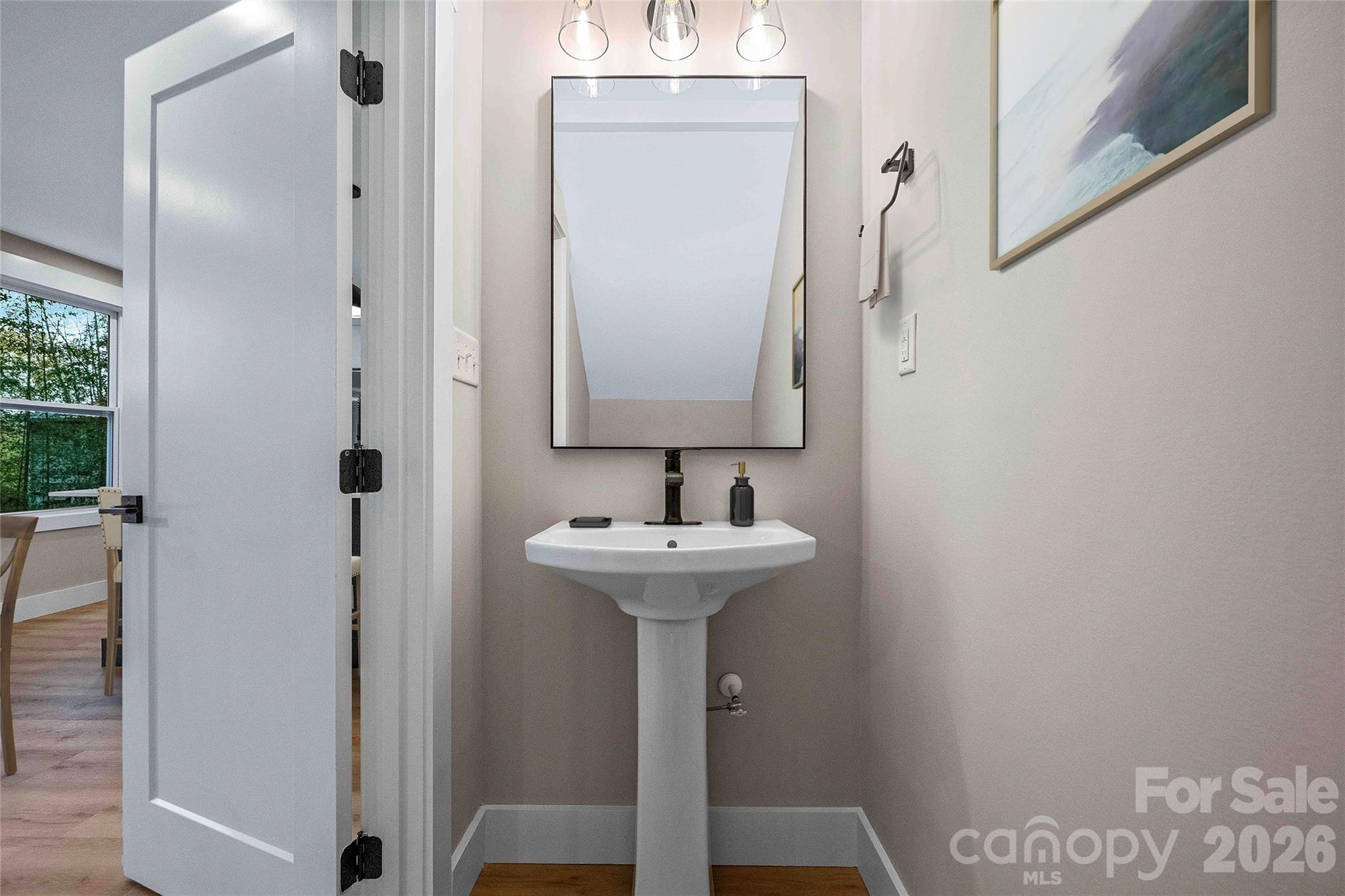 13 Baldwin Street Property Photo 12