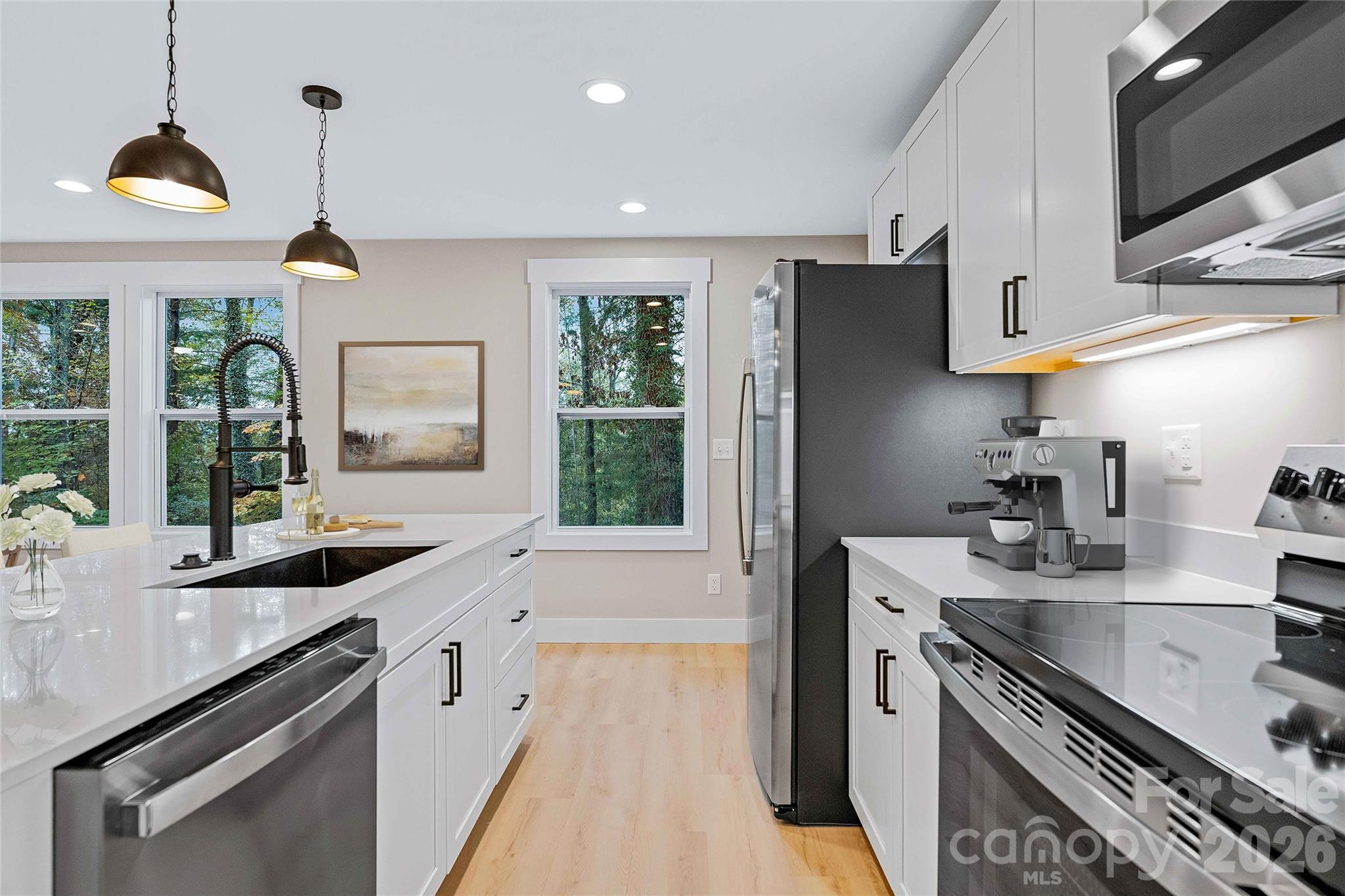 13 Baldwin Street Property Photo 23