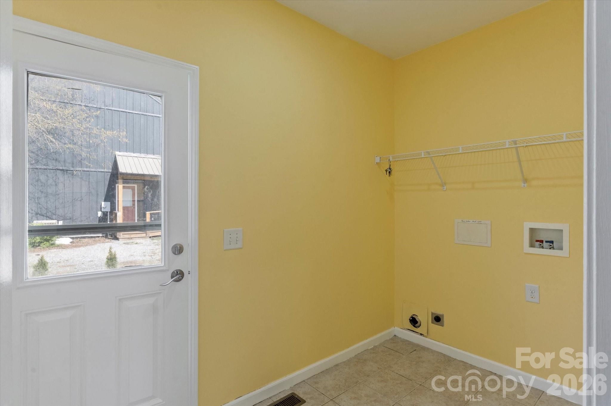 84 Poplar Street Property Photo 33