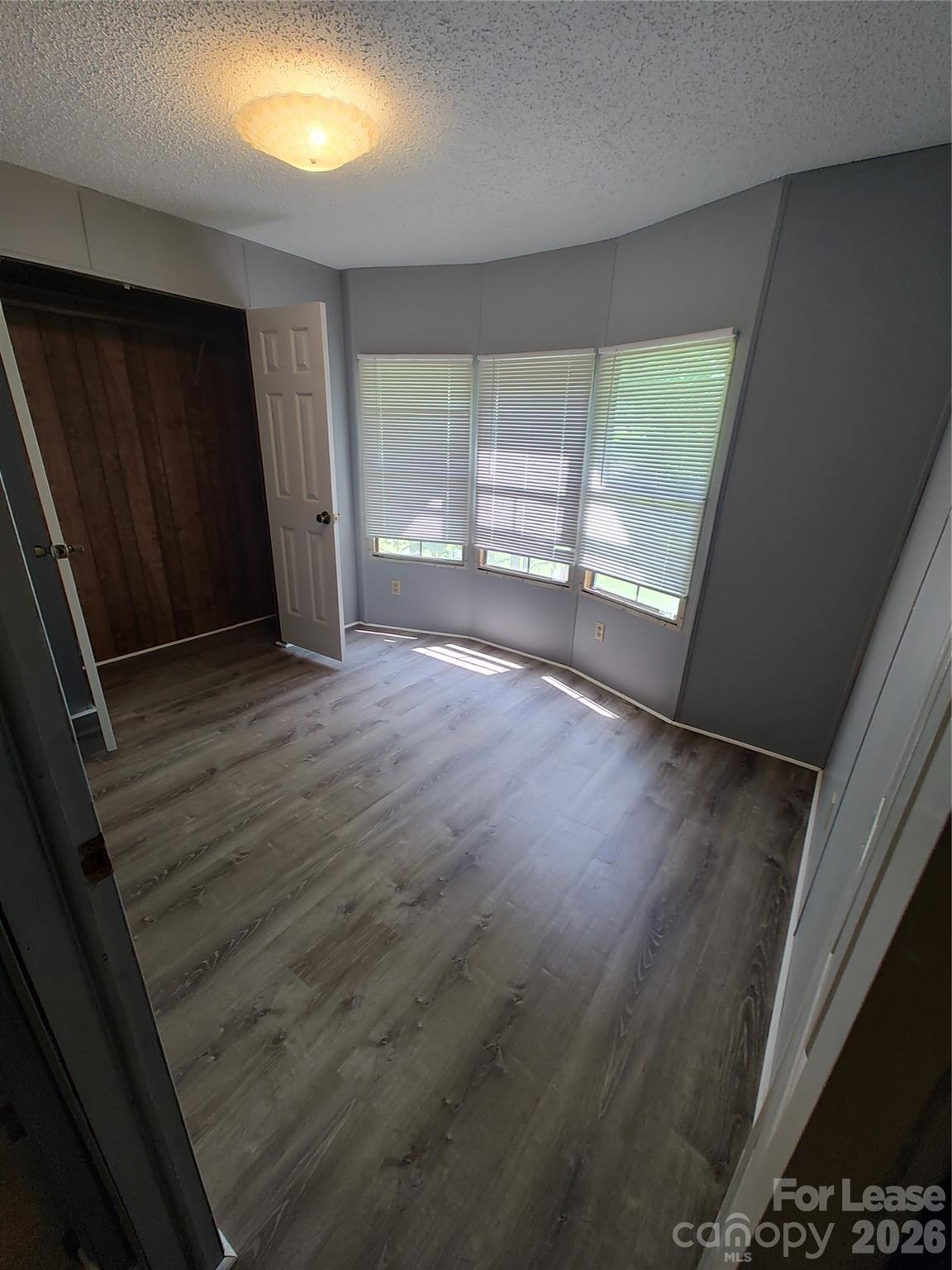 1024 Lindsay Drive Property Photo 7