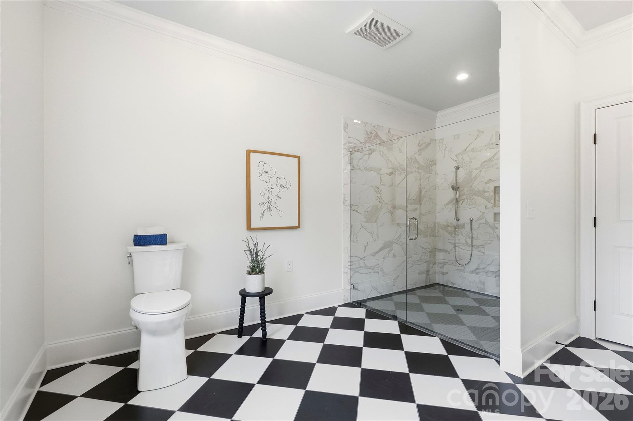 2698 Oakhurst Drive Property Photo 34