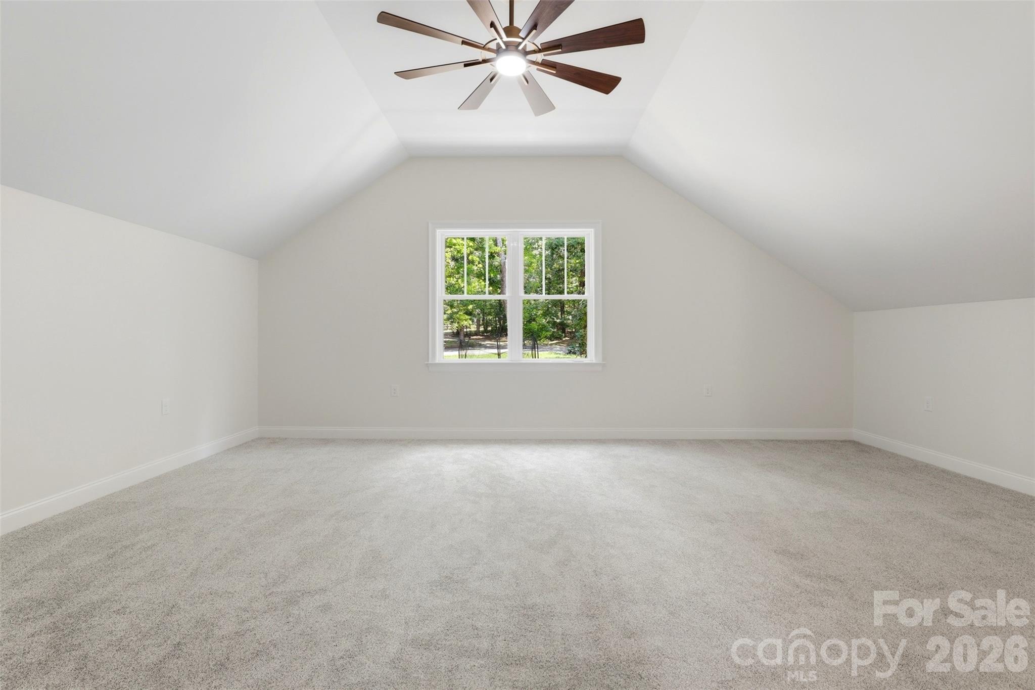 2698 Oakhurst Drive Property Photo 39