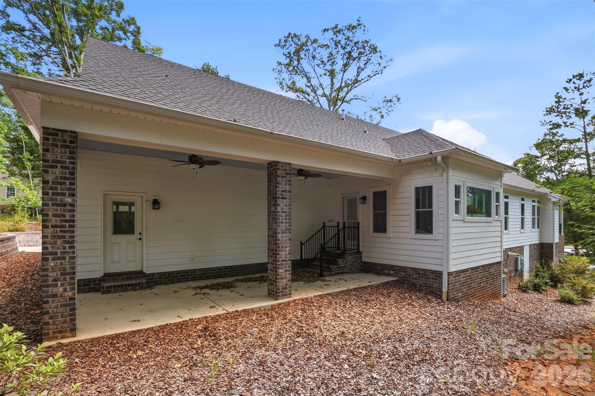 2698 Oakhurst Drive Property Photo 40