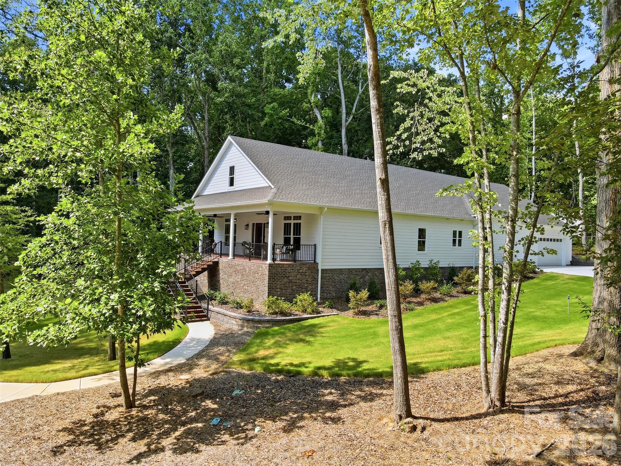 2698 Oakhurst Drive Property Photo 45