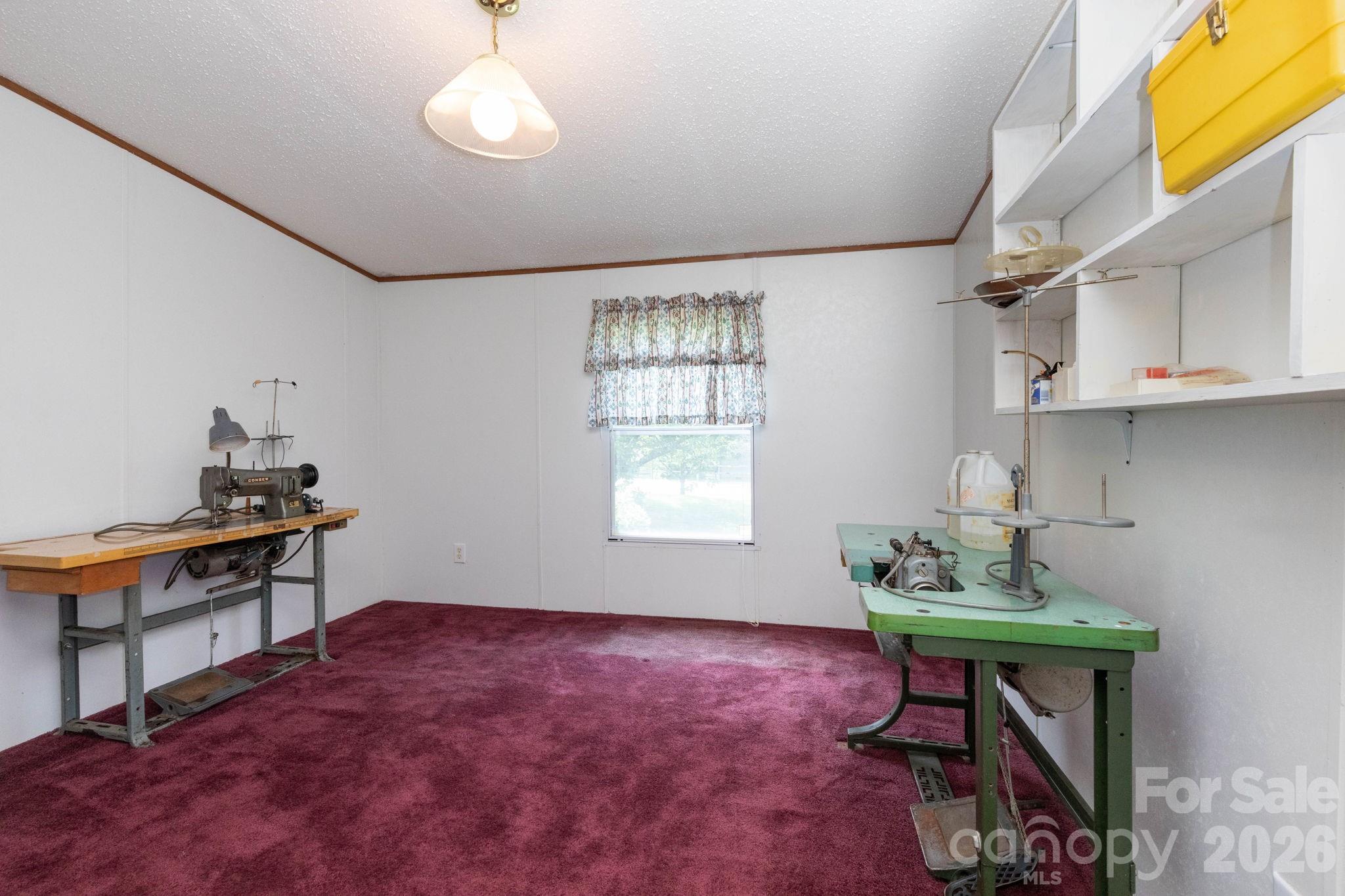44 Double D Drive Property Photo 18