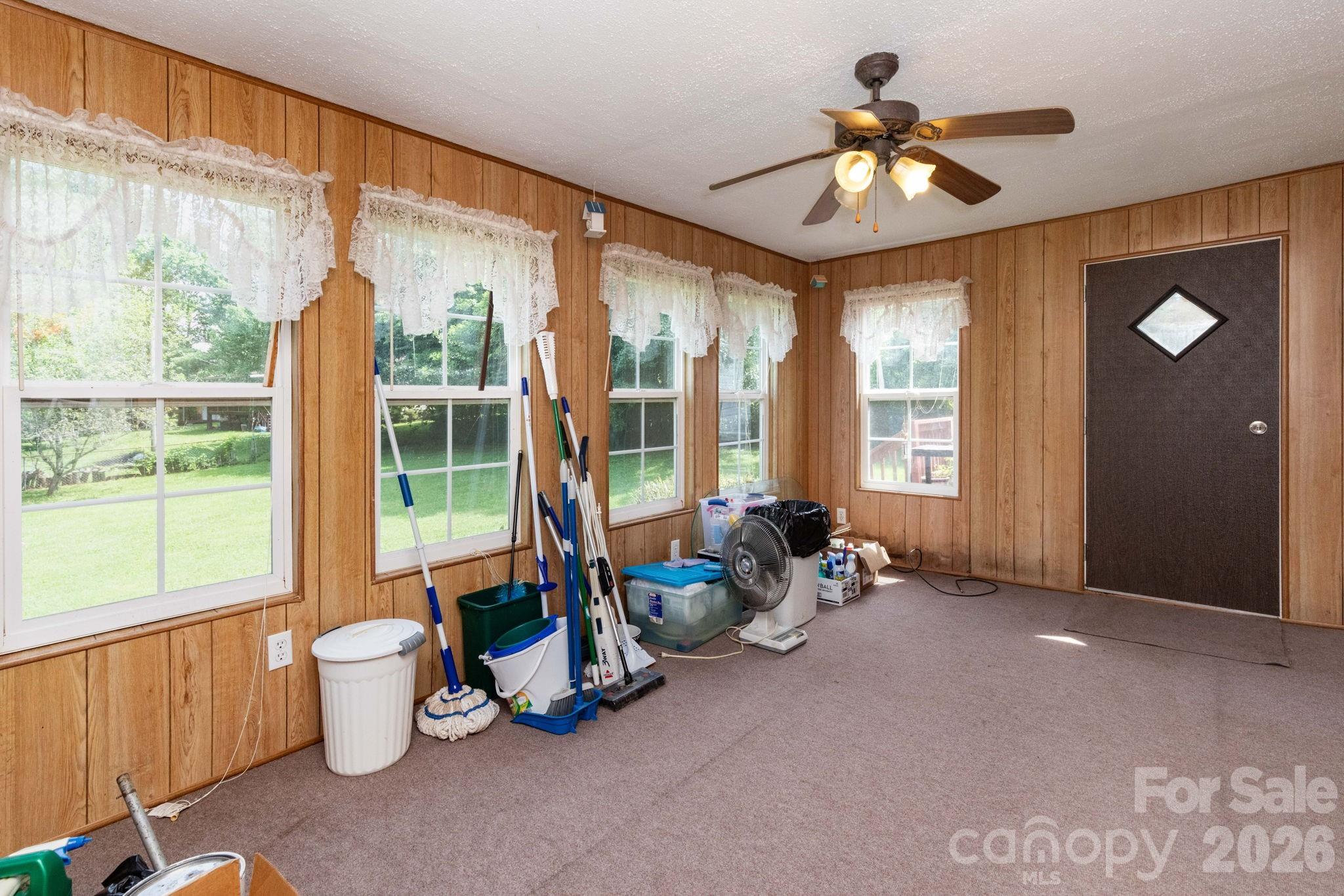 44 Double D Drive Property Photo 23
