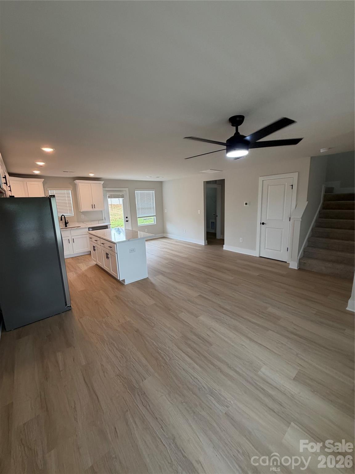 1159 Summerhill Street Property Photo 4