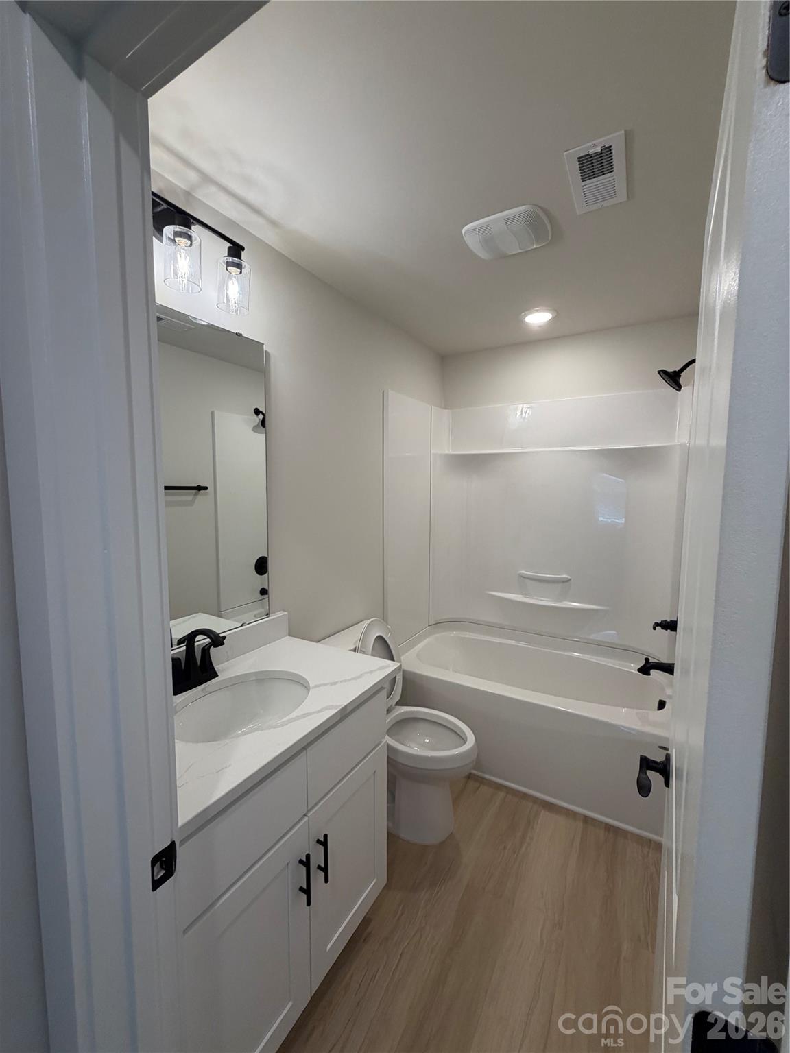 1159 Summerhill Street Property Photo 10