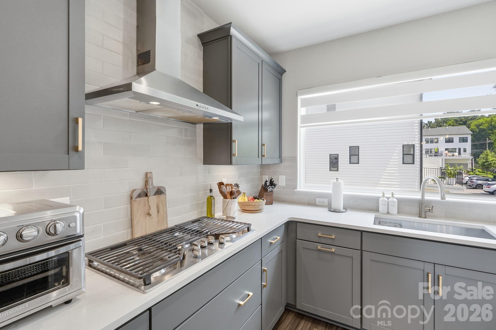 4118 Polluck Way Property Photo 11