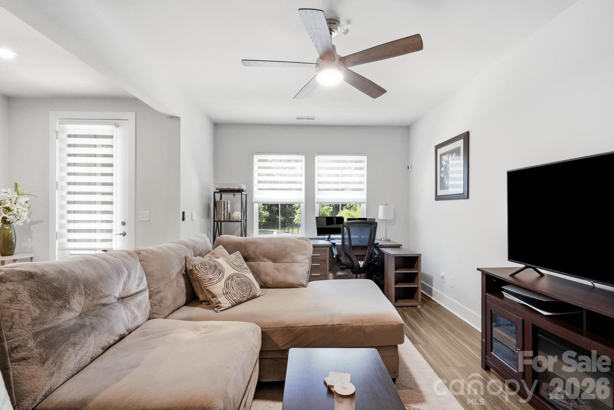 4118 Polluck Way Property Photo 27